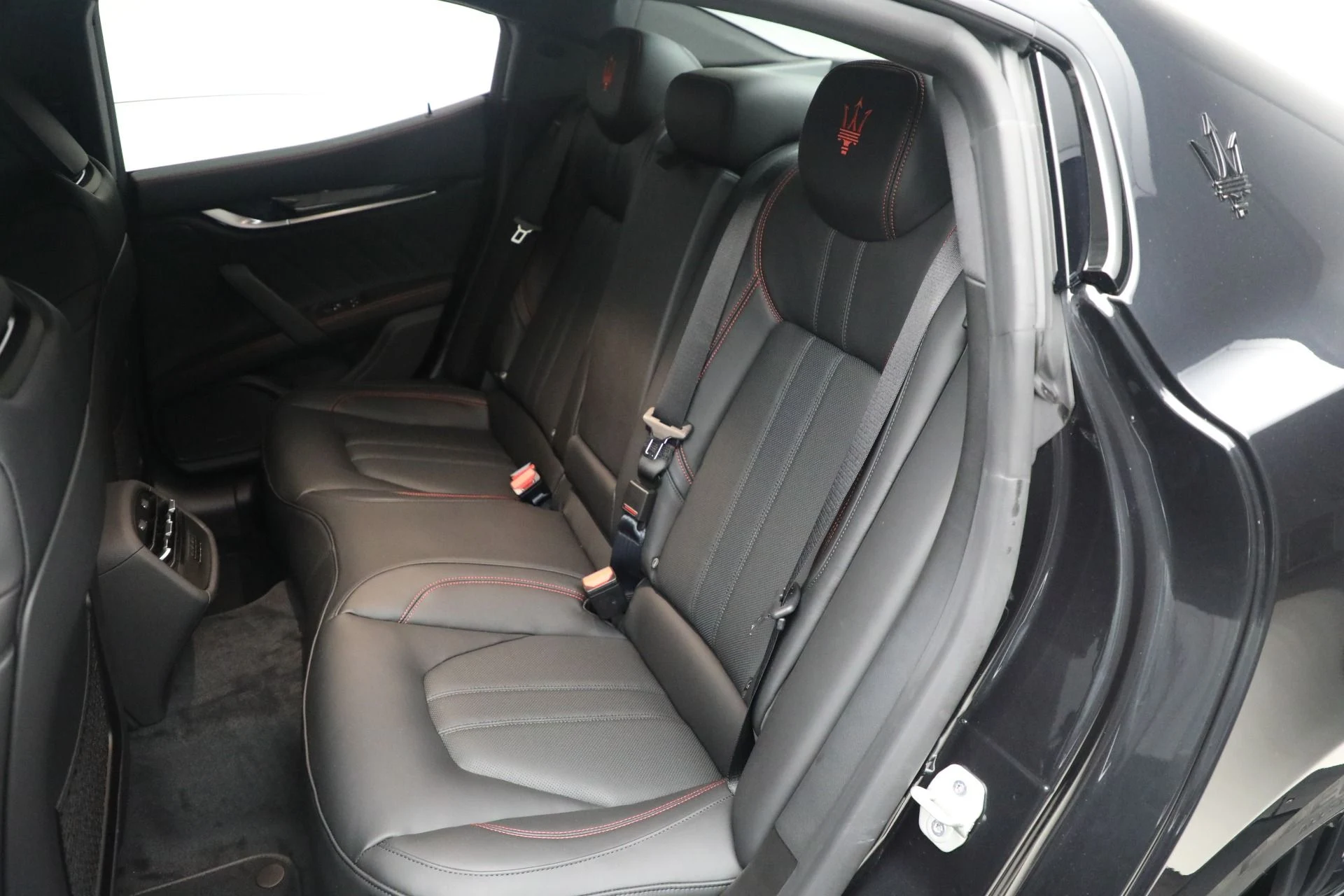 mph030_2220289697_New_2024_Maserati_Ghibli_Modena_Ultima_Q4_11a7c340eb