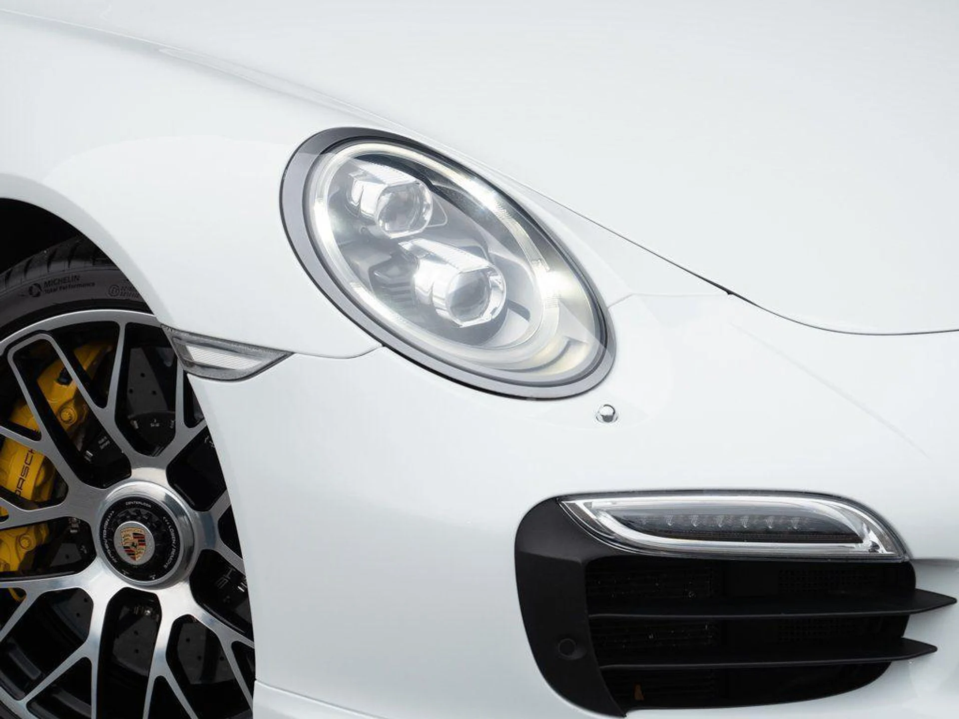 mph030_2224872400_VT_Uc16_Erpx_O_Nb_XO_4_K_Gl_YL_Ea_fx0_571a677ca7