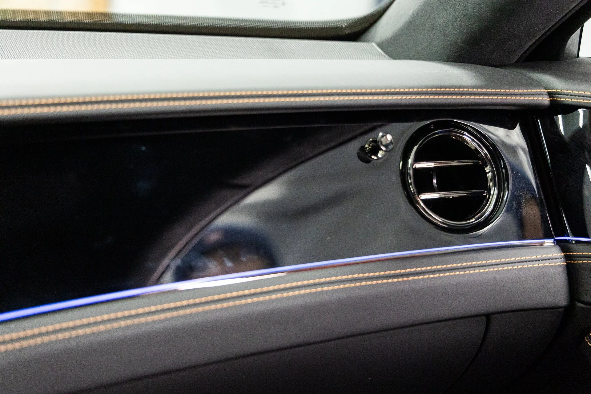 mph030_2226108031_c994757145d208cde04cae011a2bac9ax_9367e42414