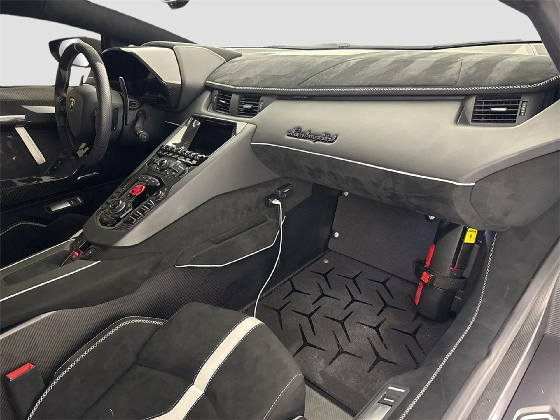 mph030_2229451193_256b317efc2741a727cb232deb61115a_61556ee123