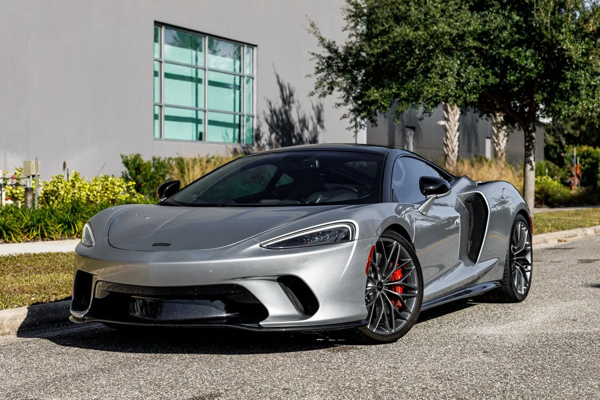 mph030_2229912369_632_p31_l_f27e7a84b4