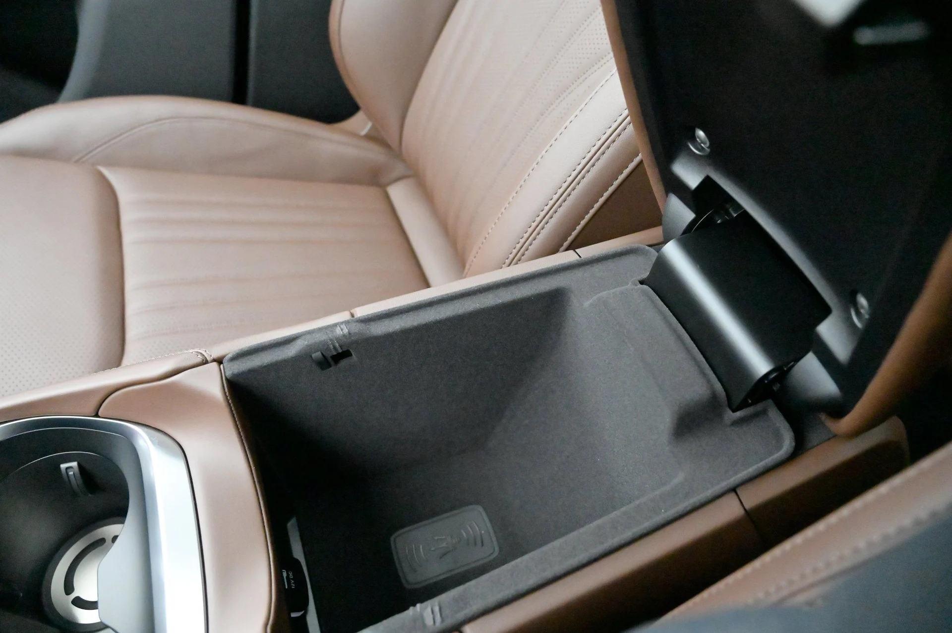 mph030_2234623637_383f5ae0596c414ba43b6cad58350ae4_d6e51b25e4