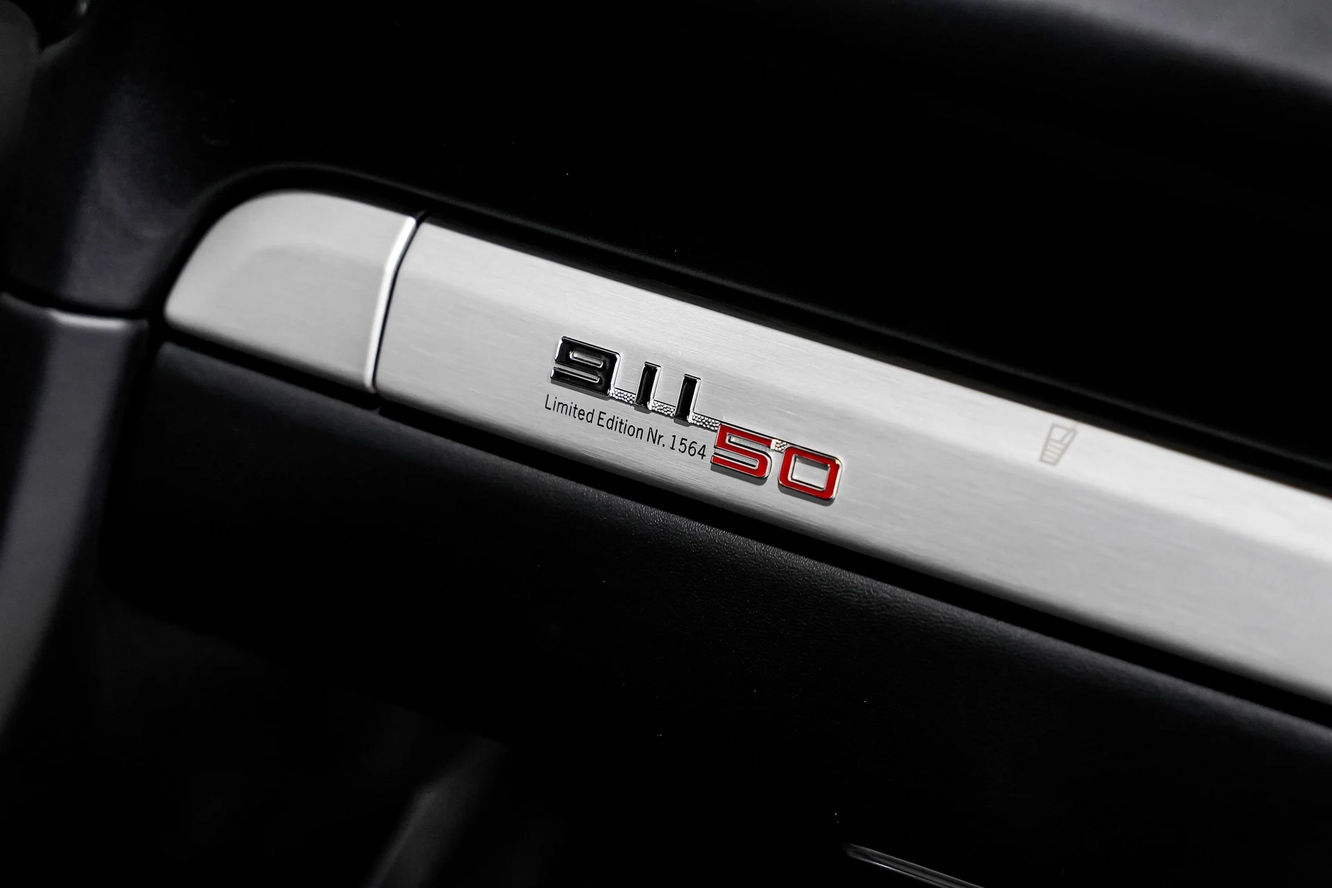 mph030_2245758975_d76179d143fa7075af247063bf75f1c8x_932babc595