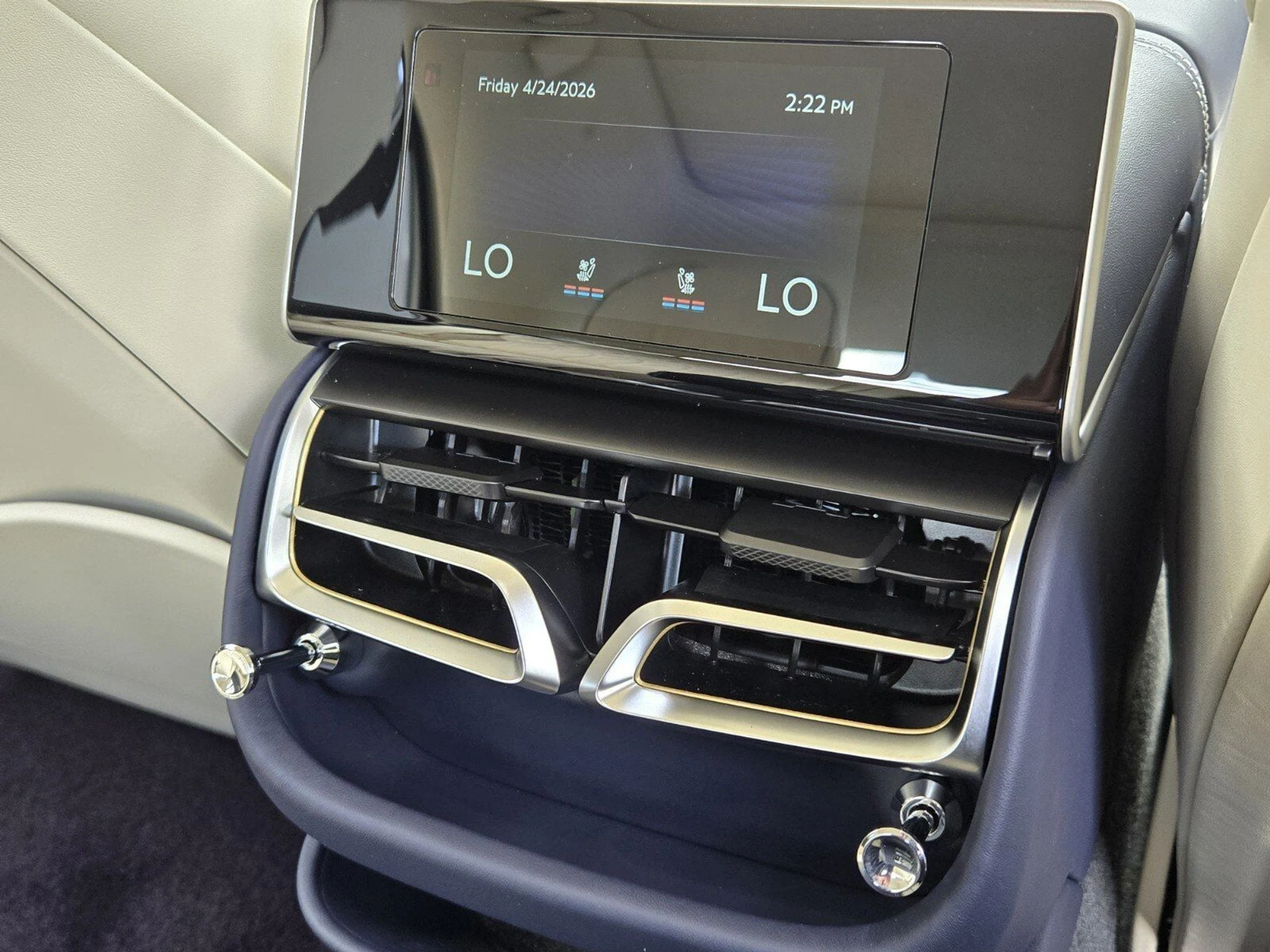 mph030_2249959891_76bef401a40994020776d86a5be17d0ax_fe15a42ac8