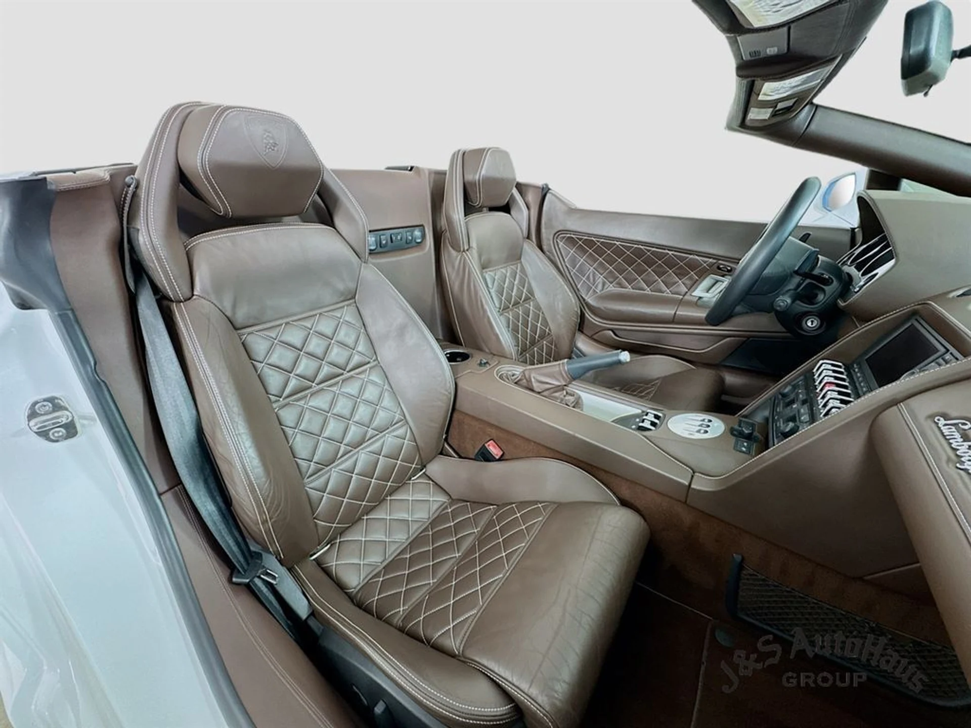 mph030_2253464625_smdzgxox06qpbdgr3qdsbhkjauza_b5b58f4f2f