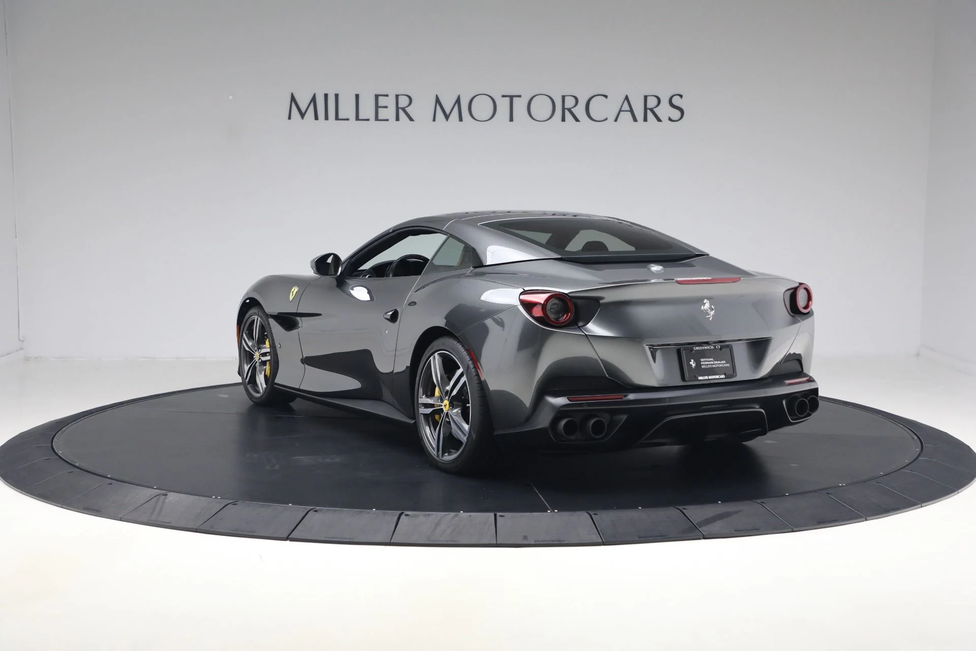 mph030_2261857763_Used_2019_Ferrari_Portofino_1791044080_dbc0689358
