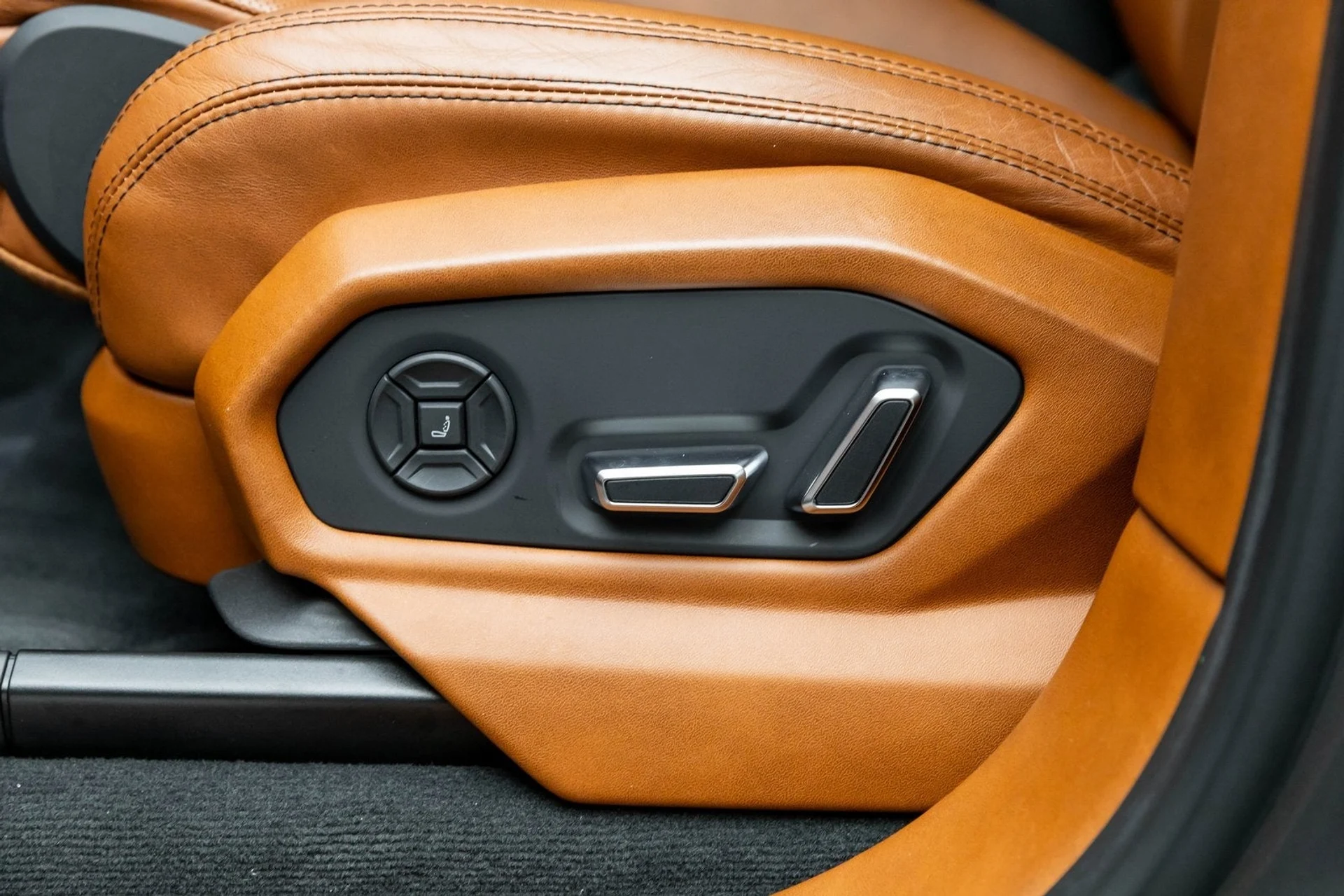 mph030_2270357561_31_342f845836