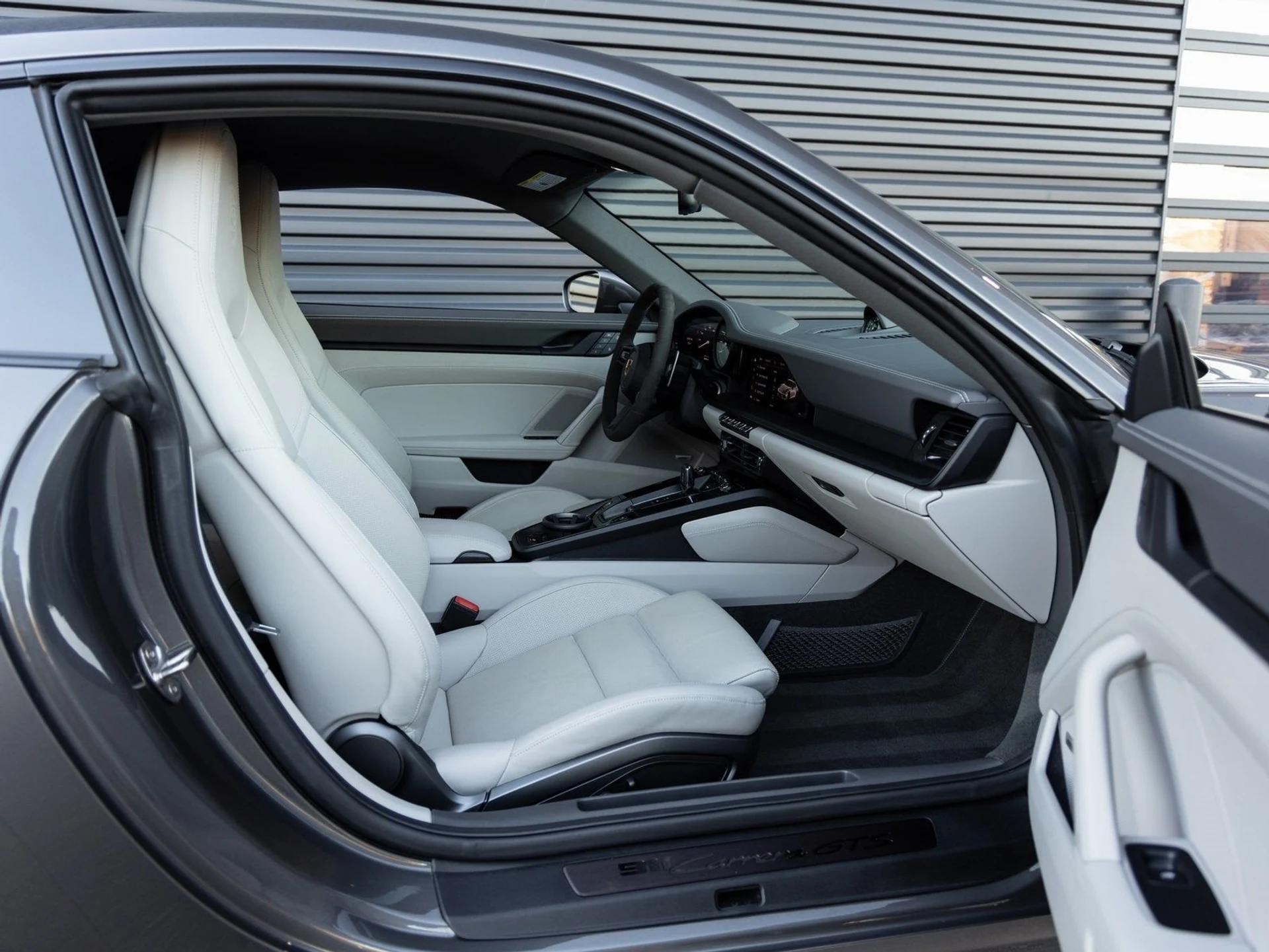 mph030_2273772469_31_3e7840977d