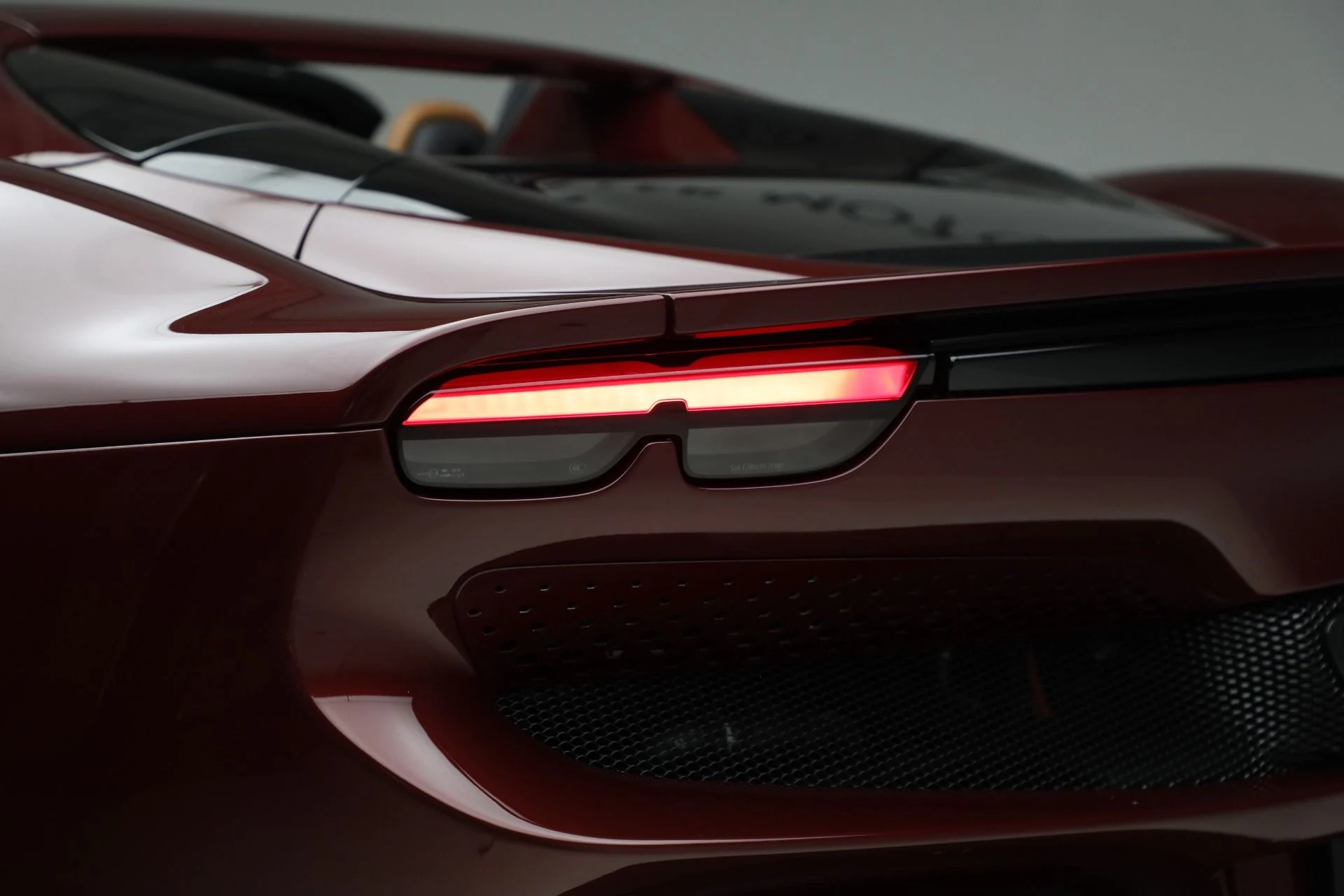 mph030_2277657337_Used_2024_Ferrari_296_GTS_1760724060_188b3ca066