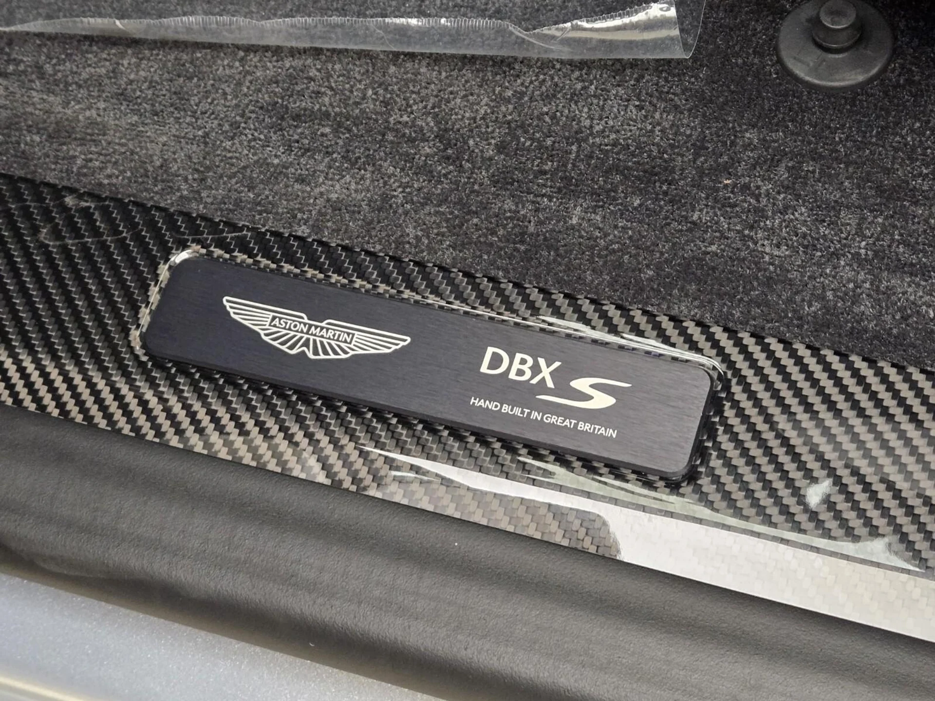 mph030_2279333501_New_2026_Aston_Martin_DBX_S_1780637084_a90e0795e1