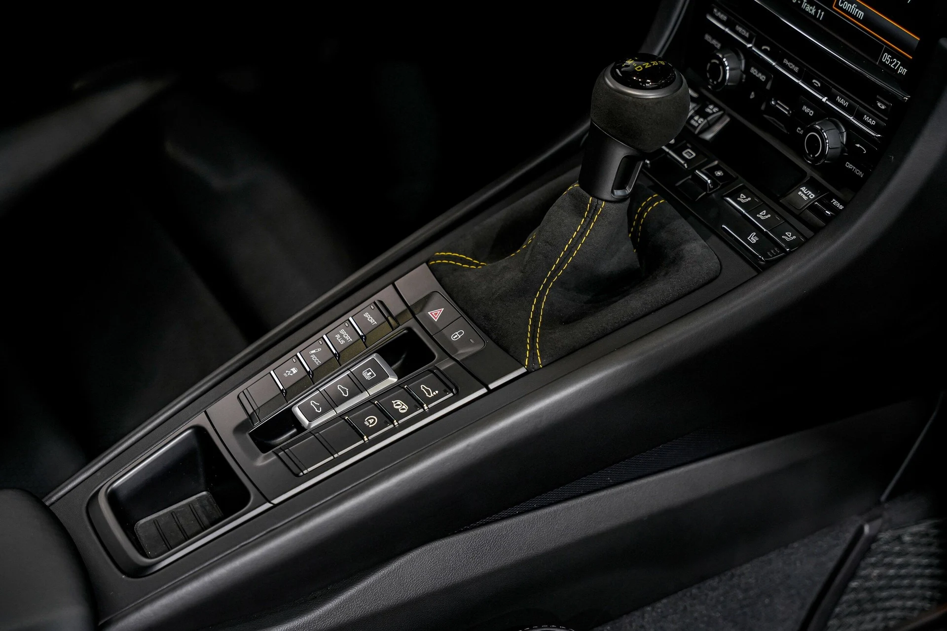 mph030_228311356_ce972ed81f993a19c2bad10370ca4895x_bcd108c4e5