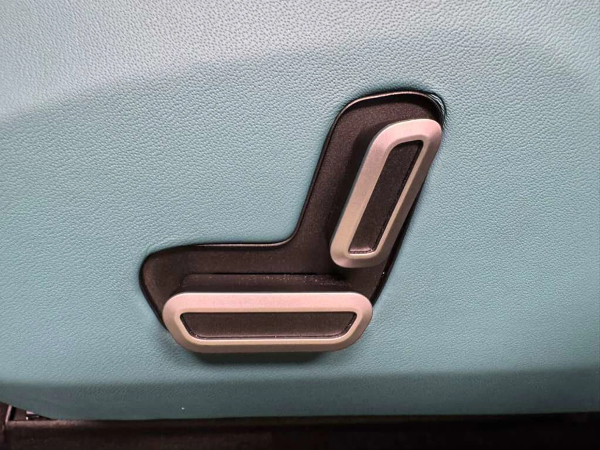 mph030_2284940910_4616341b332abe331877a3e41d0264ac_2379f67a95