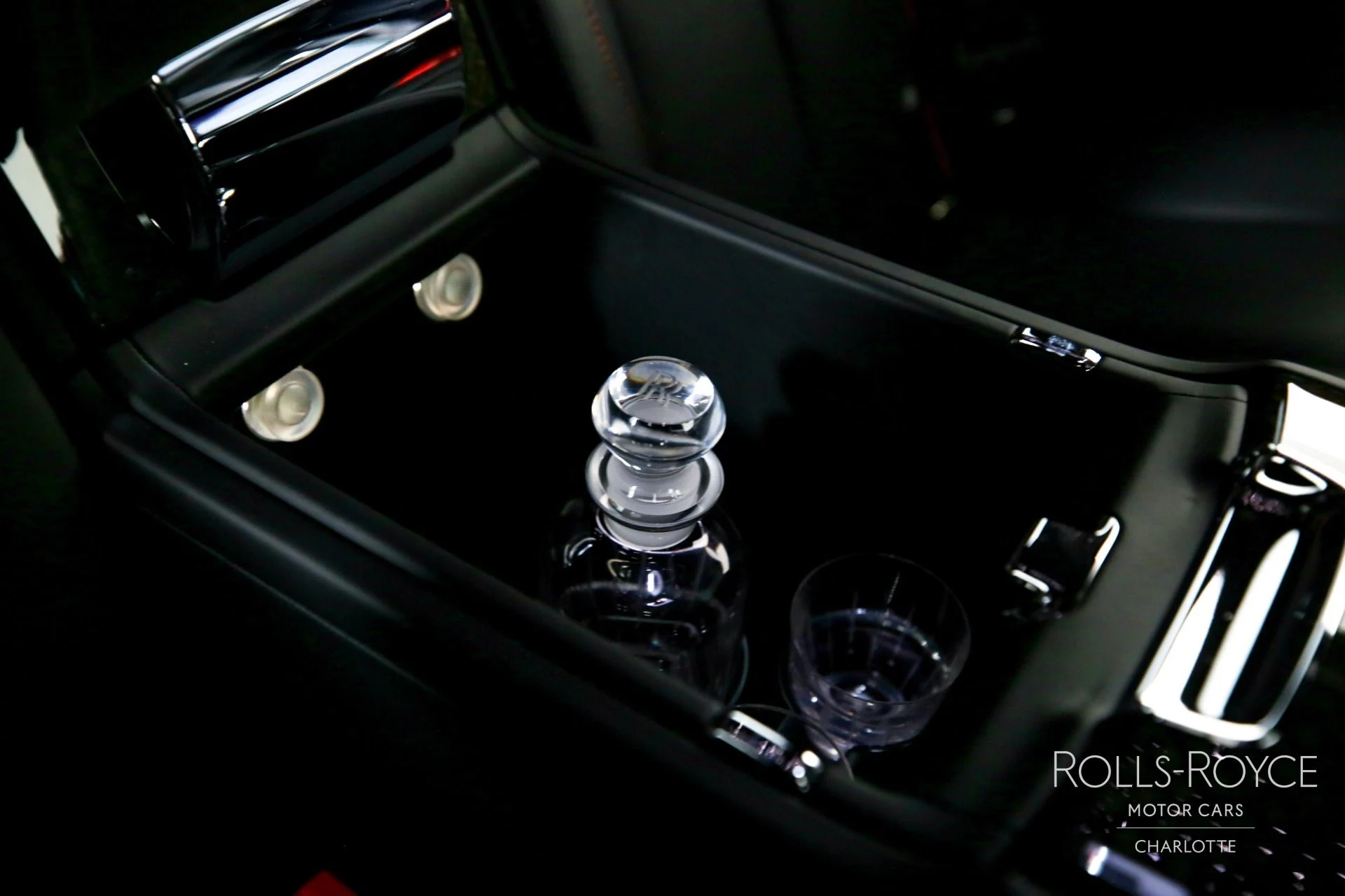 mph030_2288580823_Used_2022_Rolls_Royce_Black_Badge_Cullinan_1769449114_80c7850f81