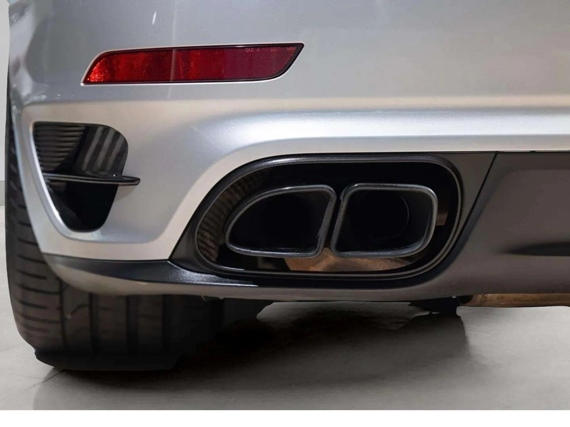 mph030_2288757653_image_31_503b16c1b2