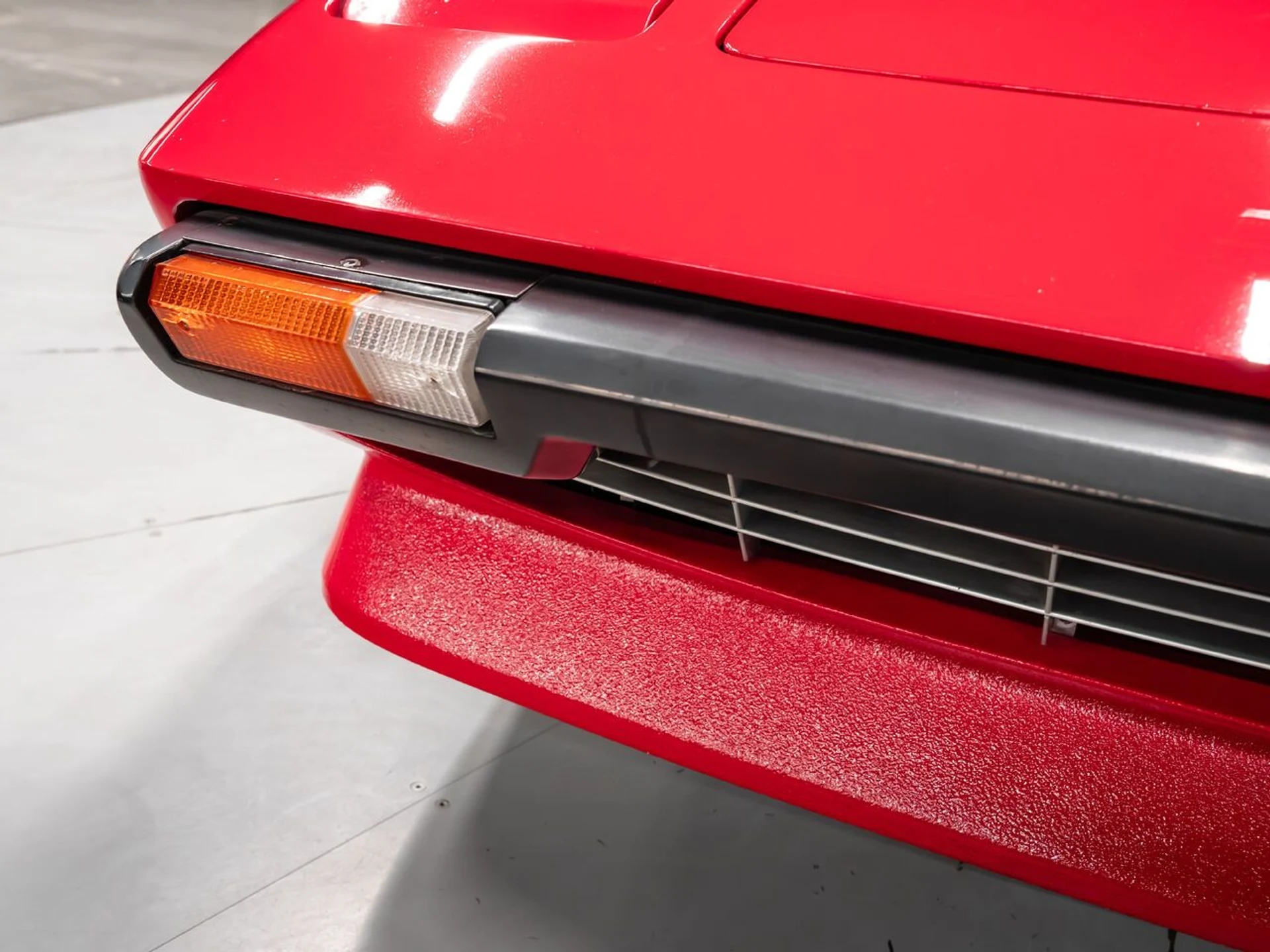 mph030_2291408237_ferrari_308_gtsi_1982_8eb41d8d05