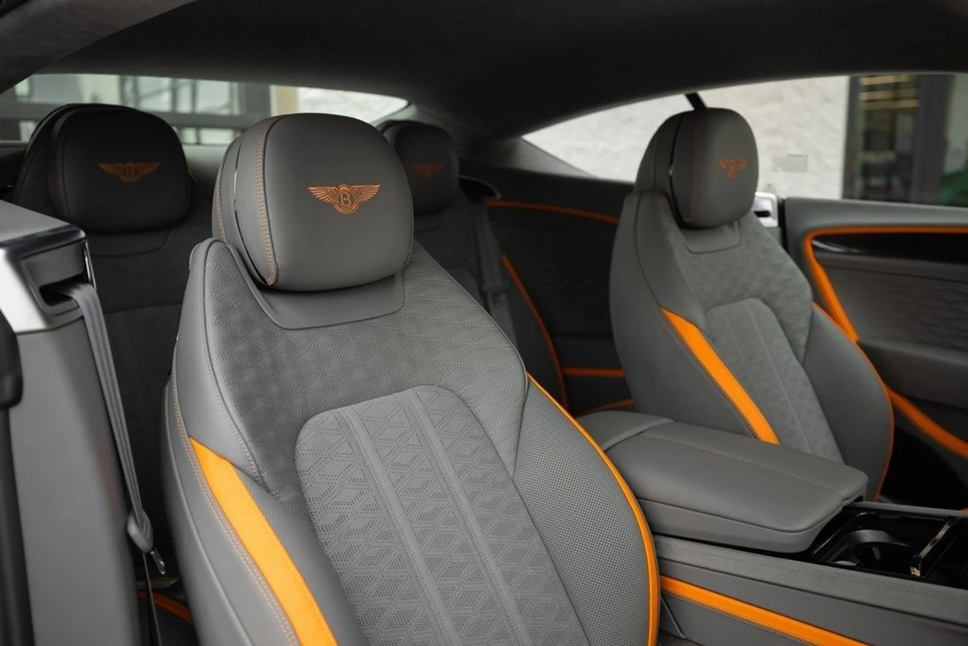 mph030_2293020928_7cda1dda8ca7a5ef337e26e77217a584x_301b95844e