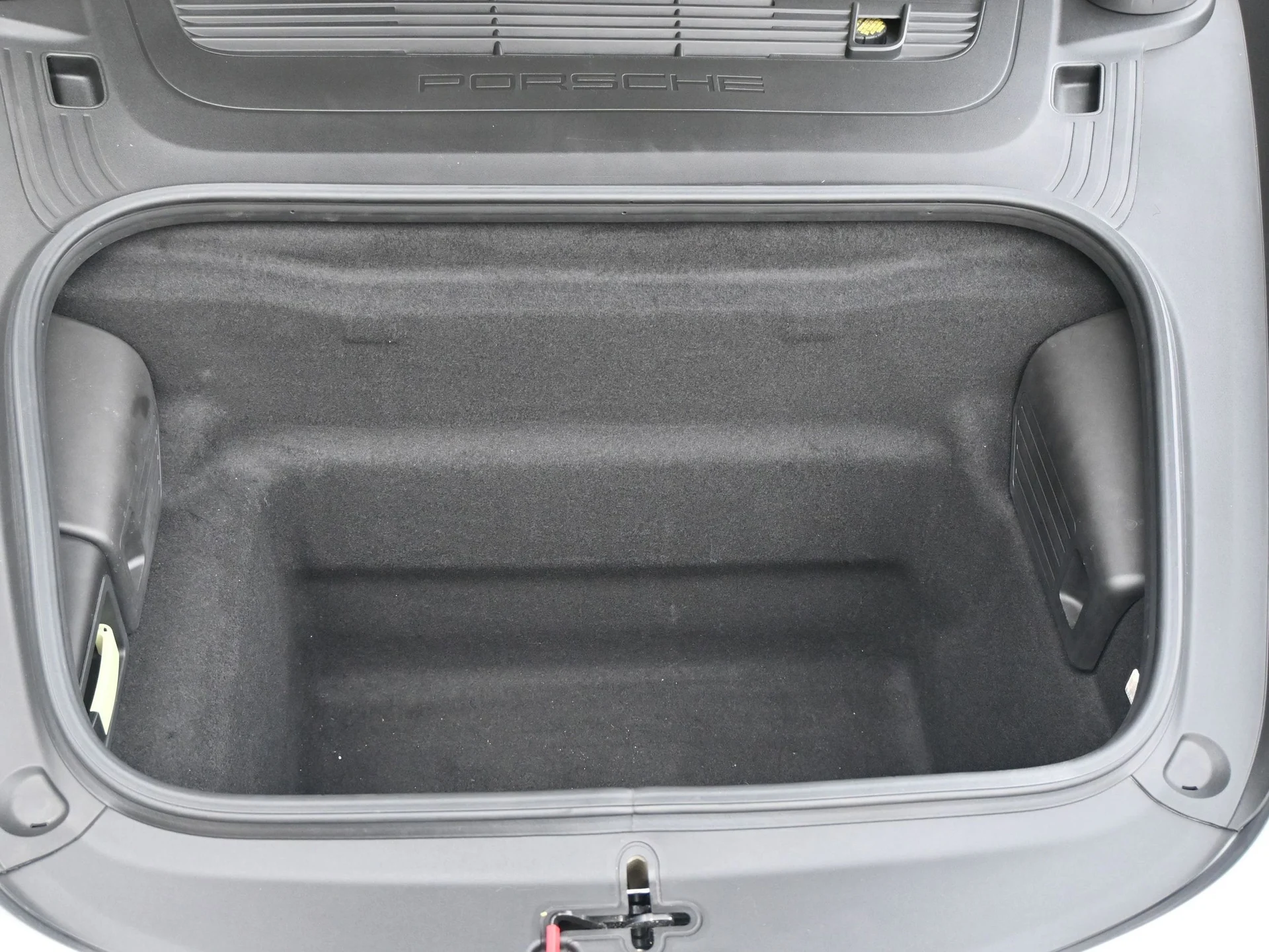 mph030_2318055429_a28c68a9ed83351e1b29cc21c54c63adx_0072d76a5f