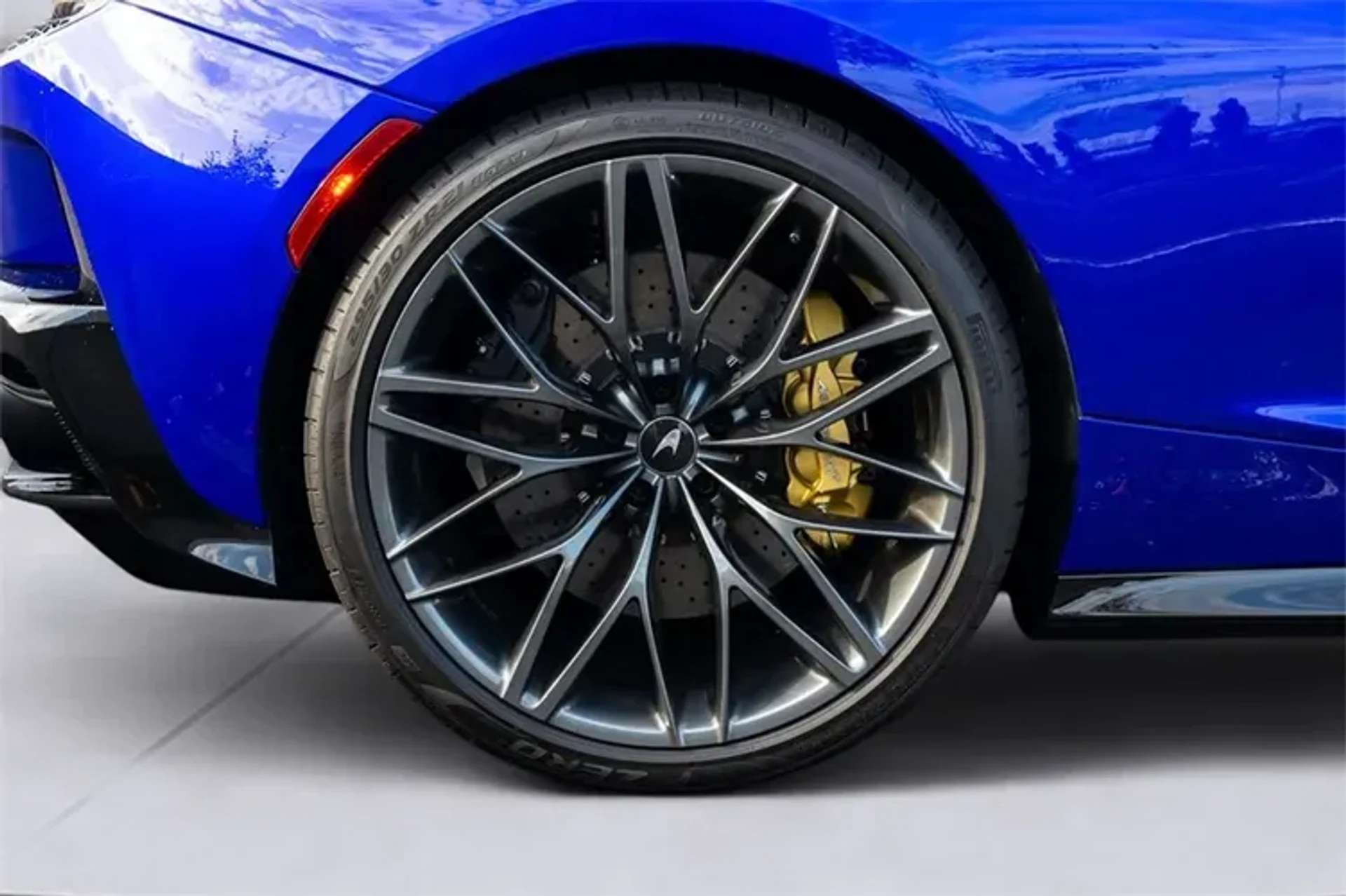 mph030_2322365793_GE_2sos_Yk_Li_RX_Aj_Wn_med_a65d988329