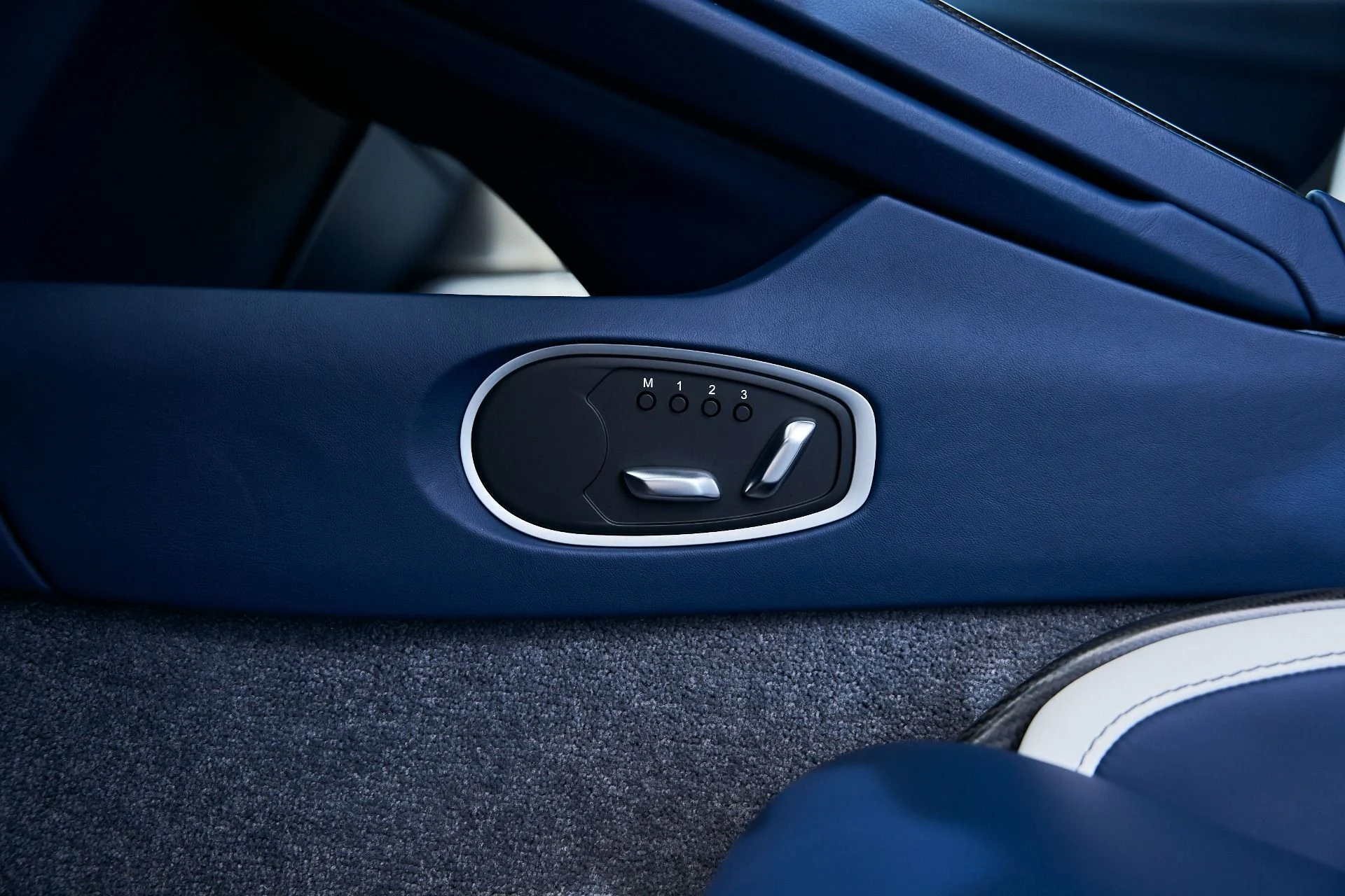 mph030_2326212175_Used_2024_Aston_Martin_DB_12_1772677929_98624538ad