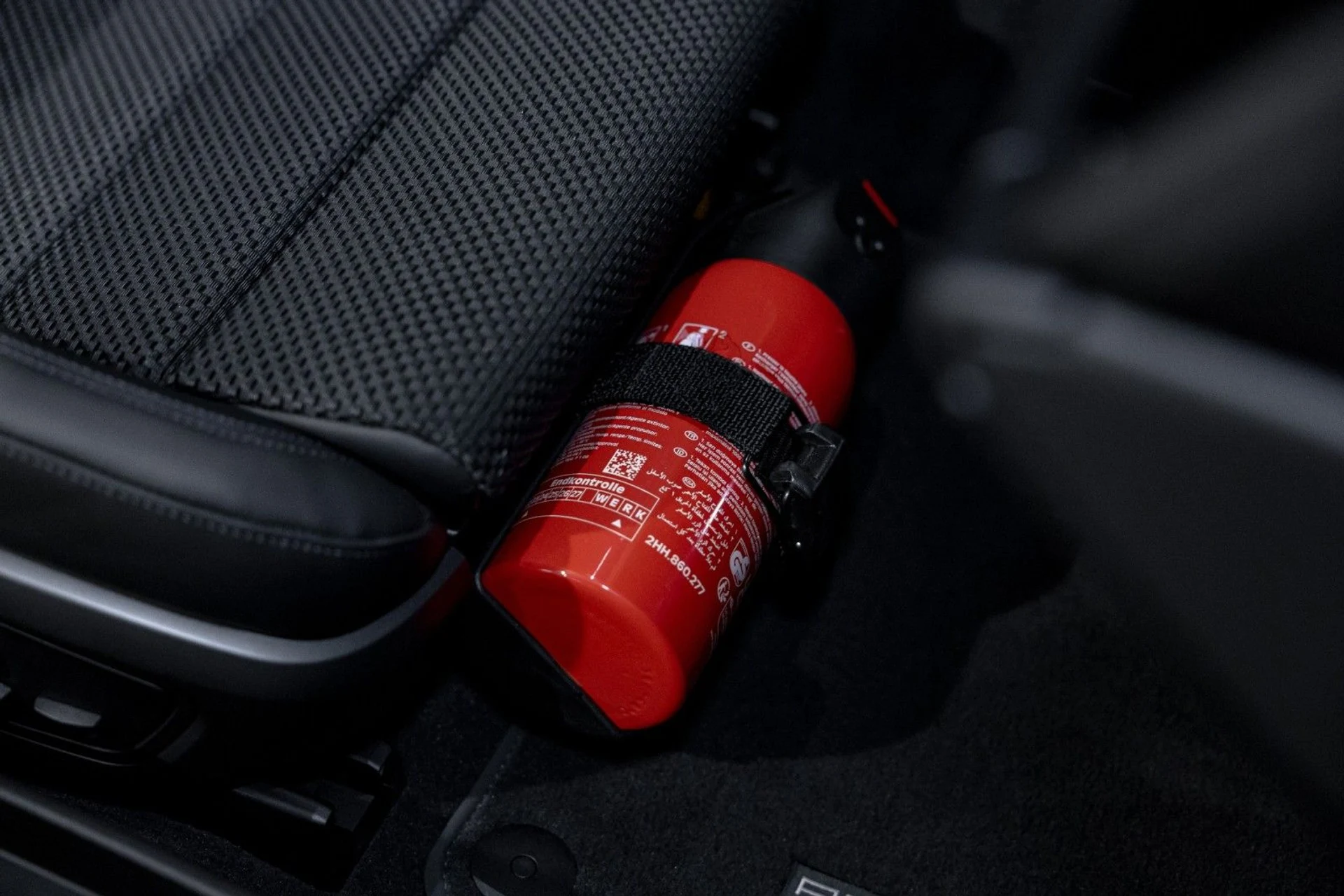 mph030_2328258150_g_Q_e2f0c2a01e