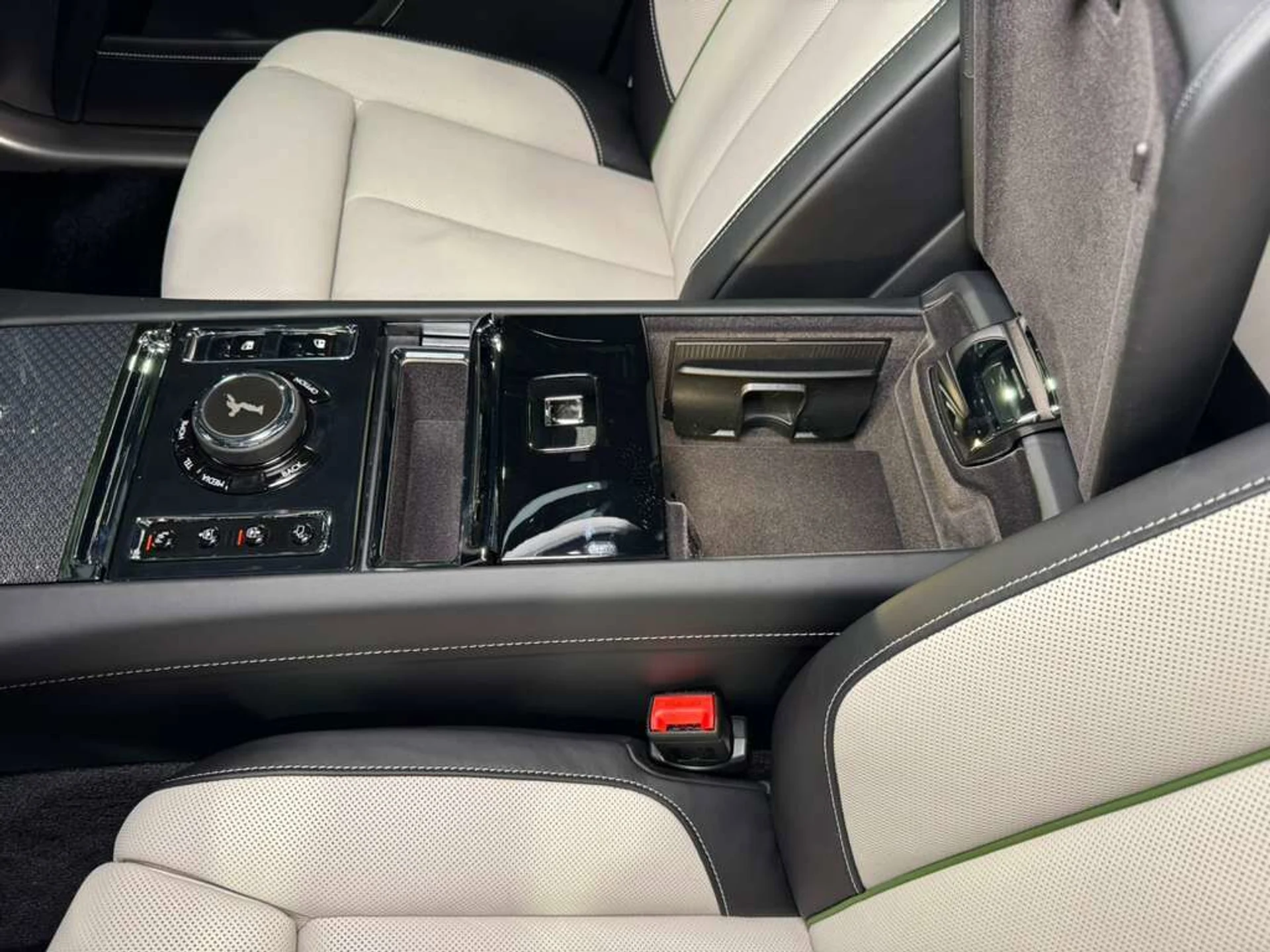 mph030_2328811908_bd0ca8bd825915c4b2cf631729720da1_69097a6f3a