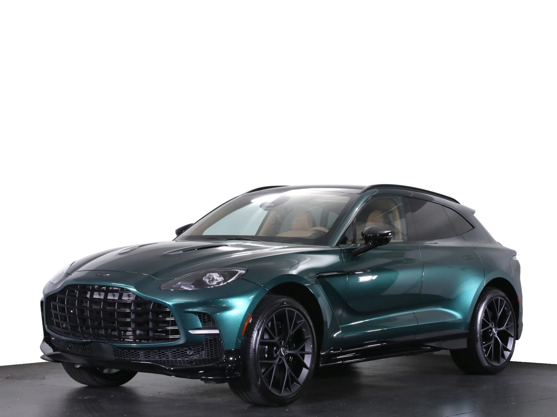 mph030_2331219758_New_2025_Aston_Martin_DBX_707_1758482676_741ac56fdb