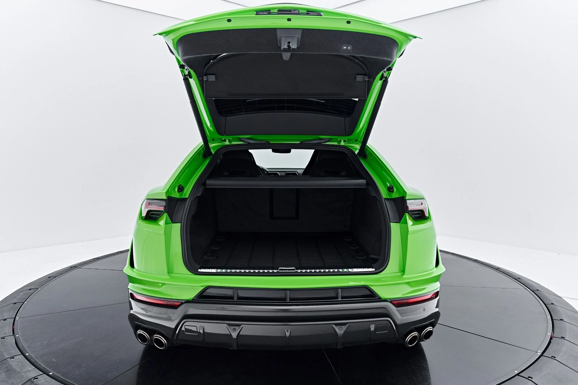 mph030_2336176697_Used_2023_Lamborghini_Urus_Performante_1790376300_a95bd73807