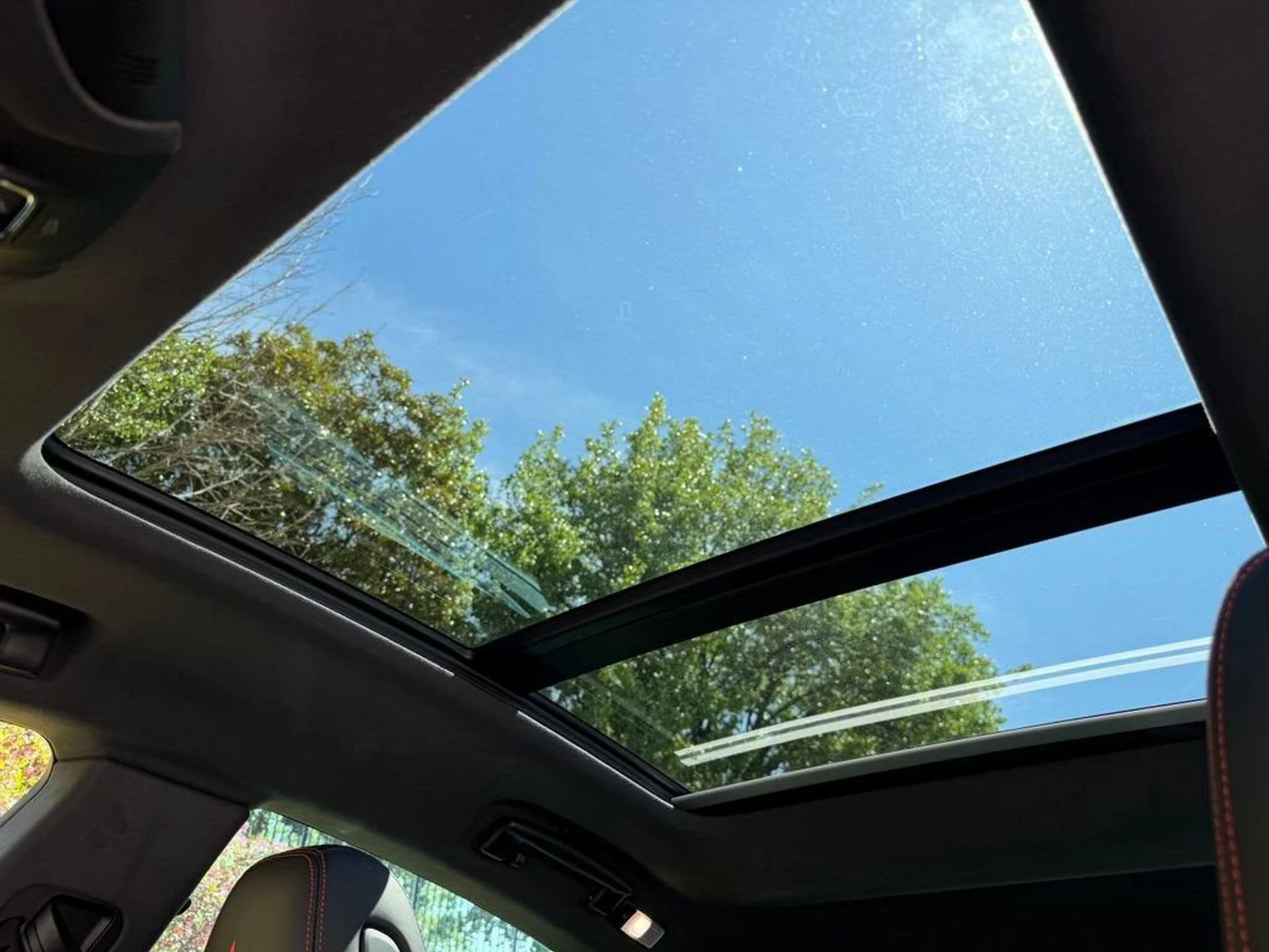 mph030_2343594131_e9986dc5ee564f17a2e8bbaec3a0f163_09d7bc4d8b