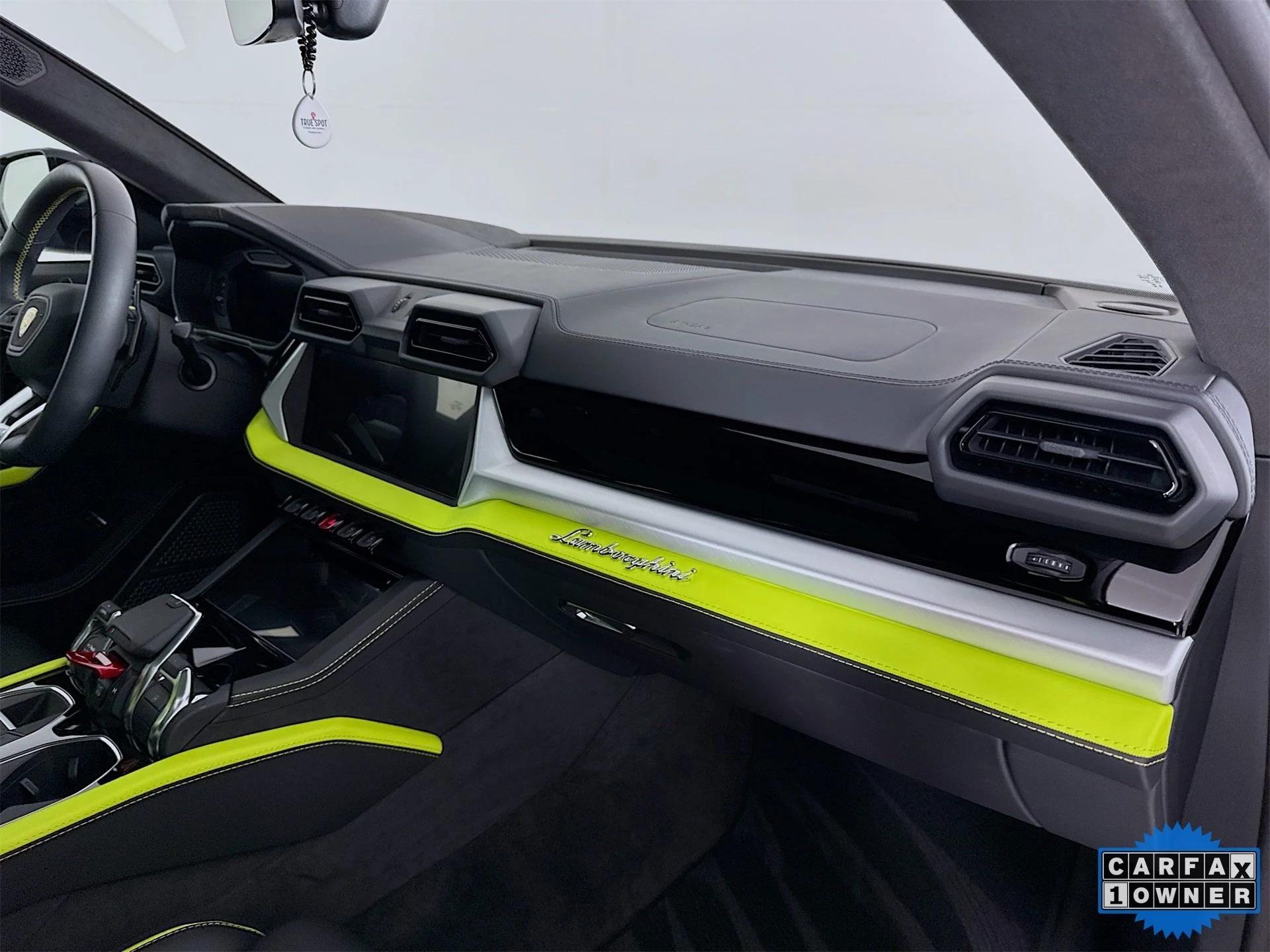 mph030_2344572221_9db3c929542435a42fc46eef9732082dx_e265812bc2