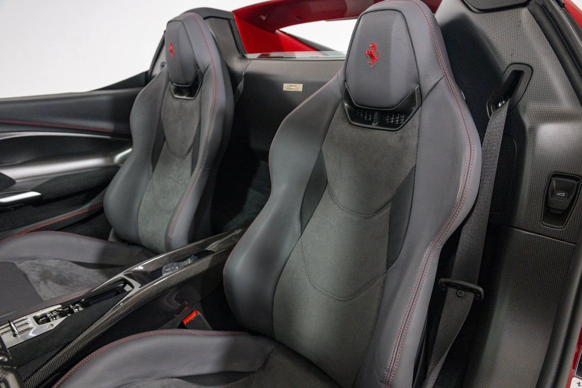 mph030_234607419_19c14ba079584eee95e51f80c52e47a0_6a0a6d2baa