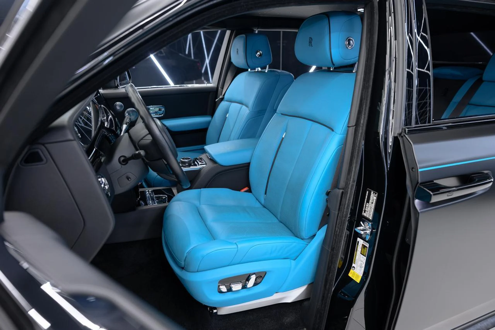 mph030_2346401992_dabdaacd1b284a603fd339b1a6ce4fc0_db0ad4556c