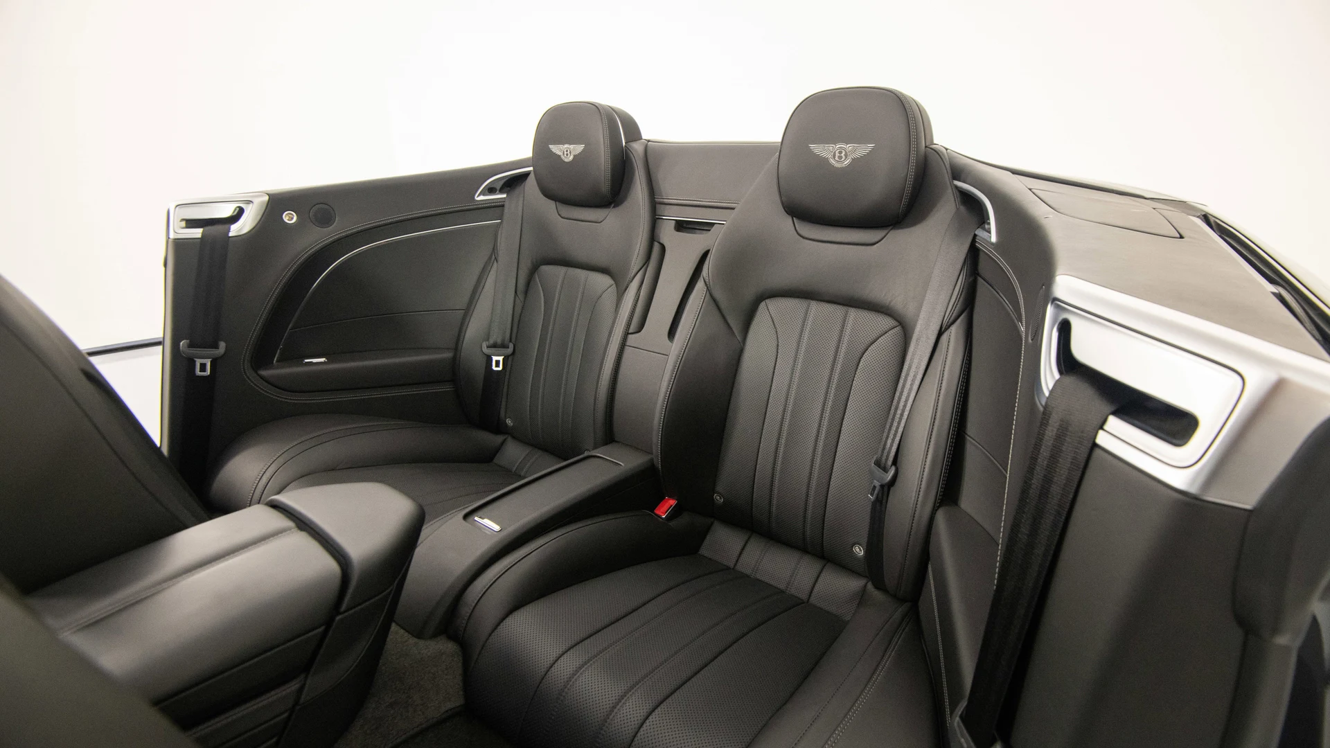 mph030_2353203588_59305758f6404e259f3ca94428d366a8_efe2089ff4