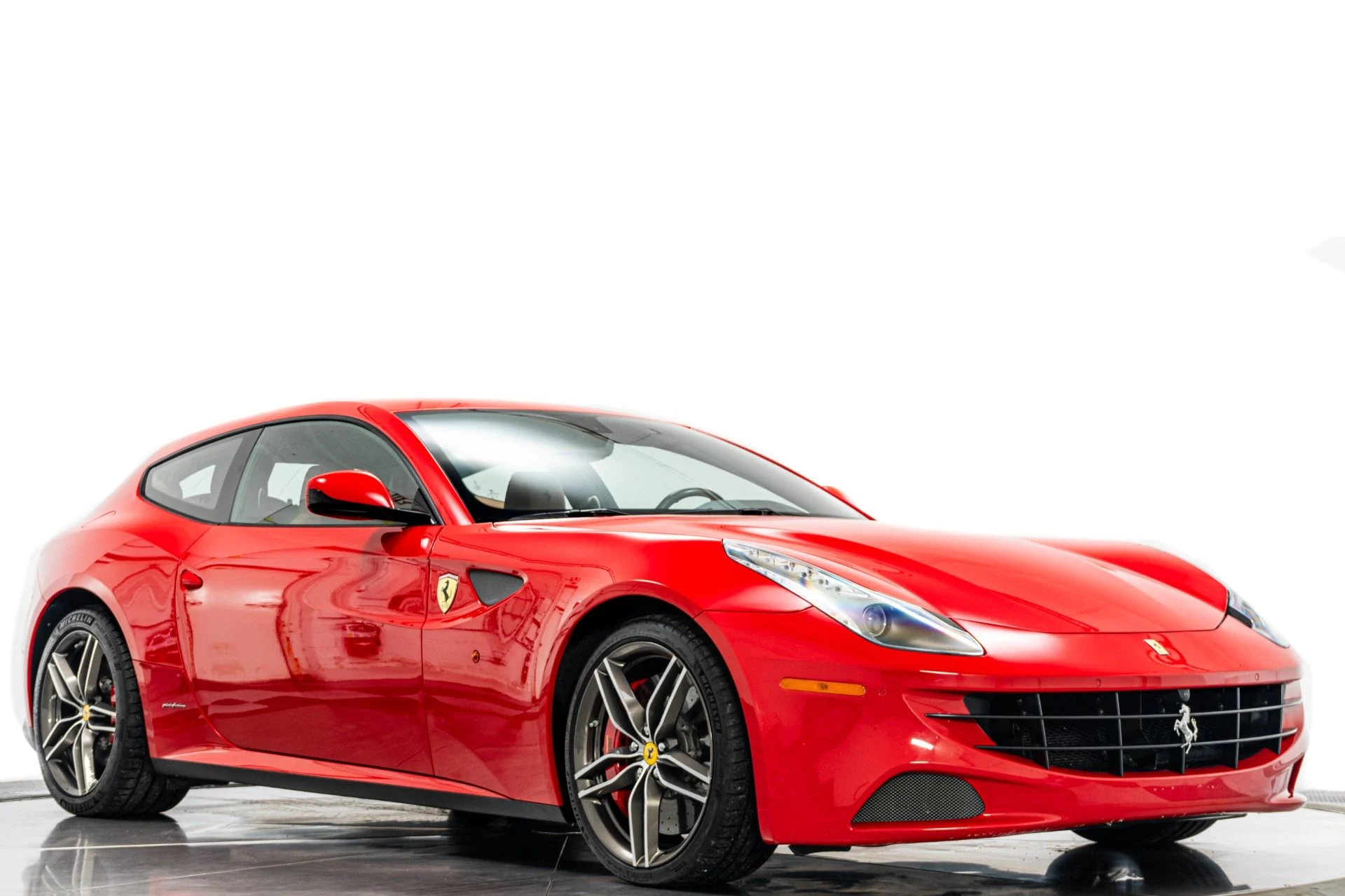 mph030_2356711846_Used_2014_Ferrari_FF_V12_Power_Ventilated_Seats_Sport_Exhaust_Passenger_Display_1775246163_a1ea4cbabe