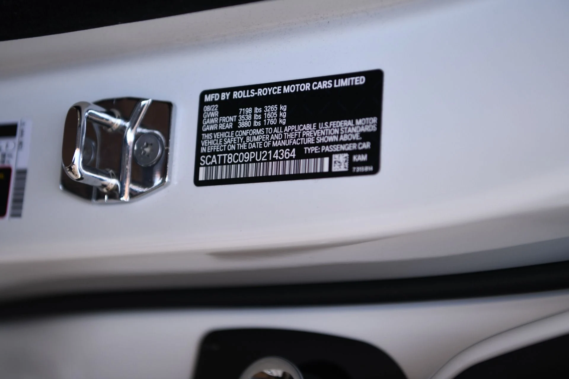 mph030_2363990148_10708_p32_l_4f56cda810