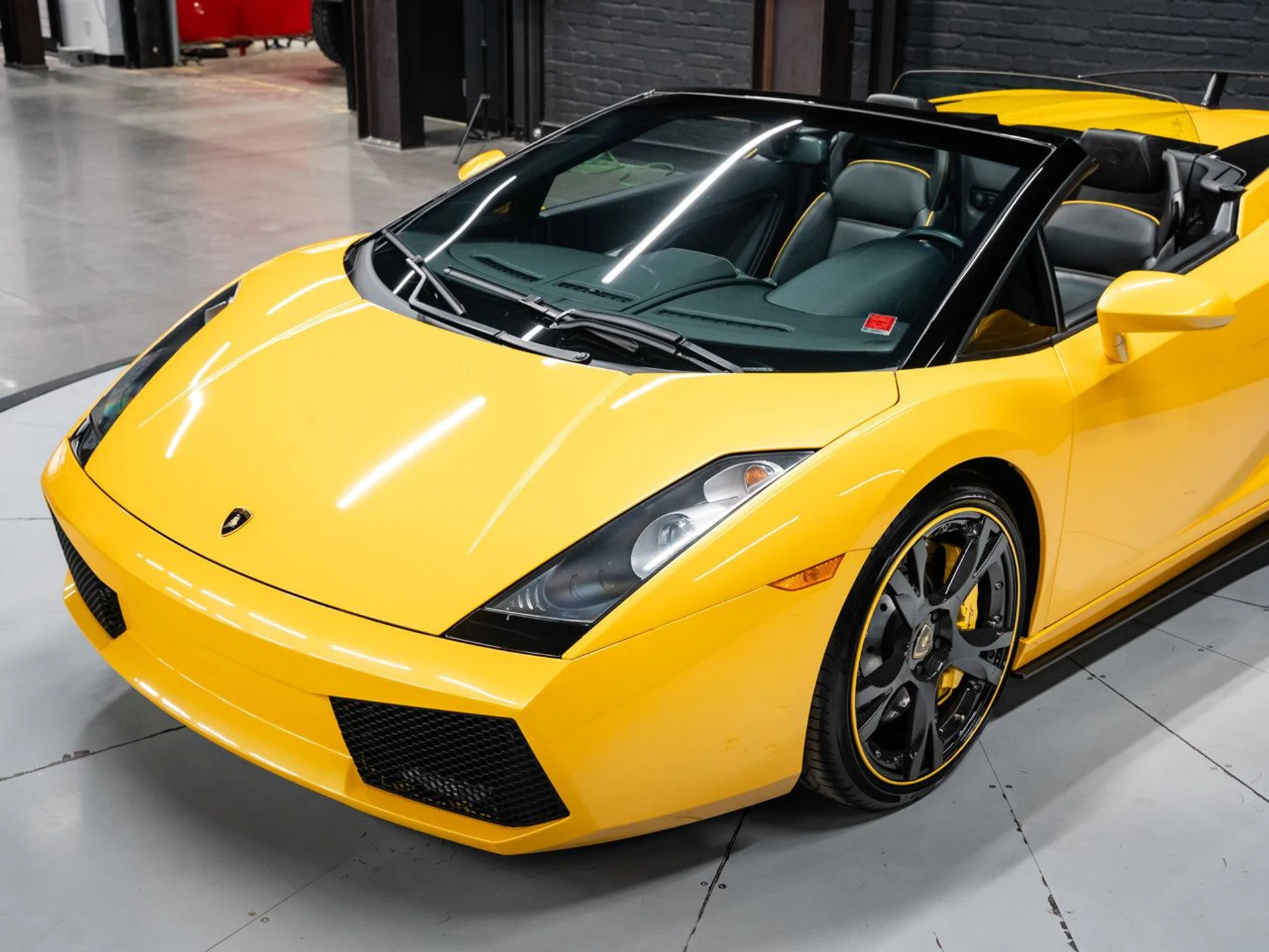 mph030_2371560300_lamborghini_gallardo_2006_150ed7dd01
