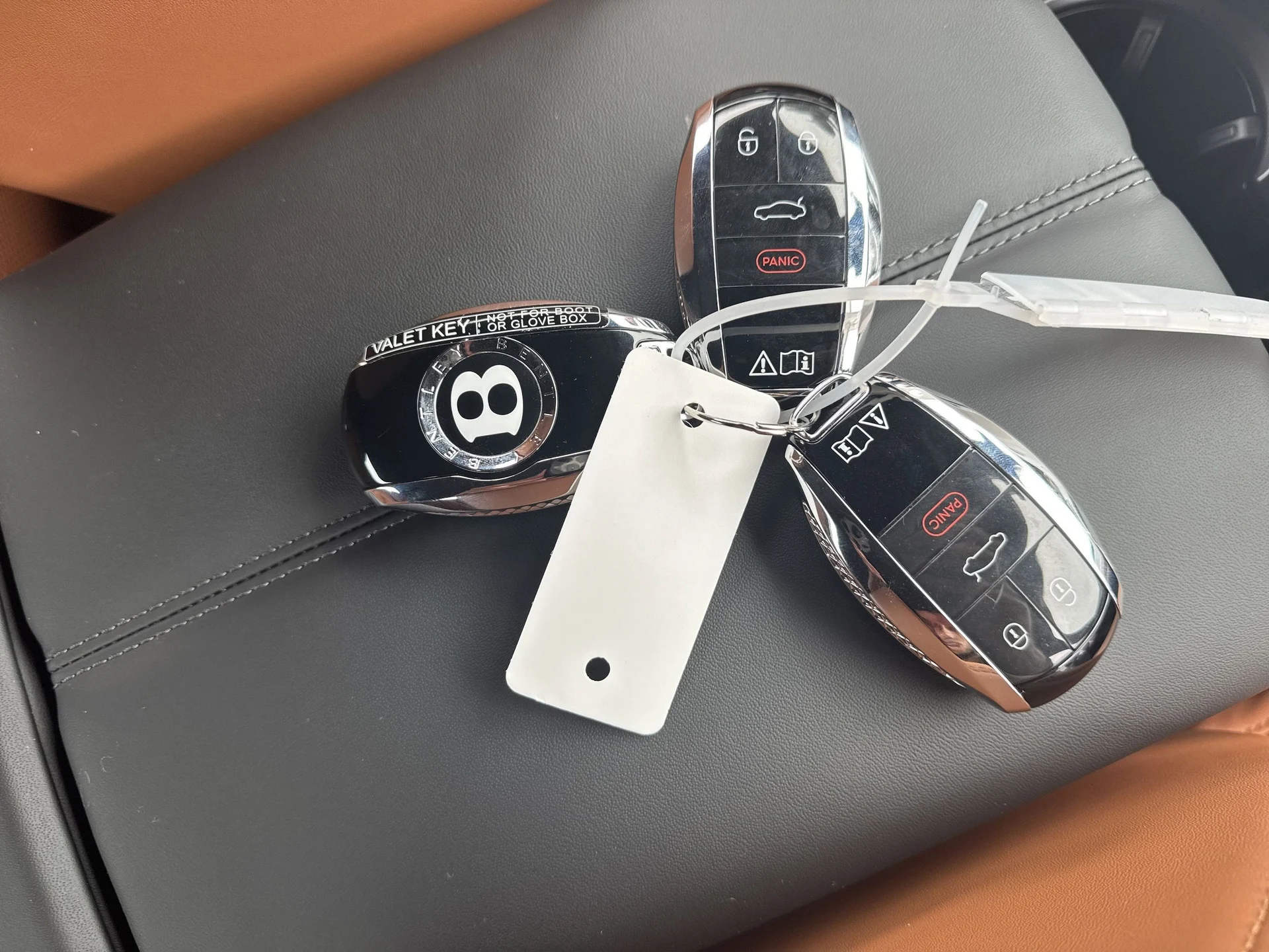 mph030_2372900090_e8c630969f97622ea79dd9b43038d921x_d6d320834d