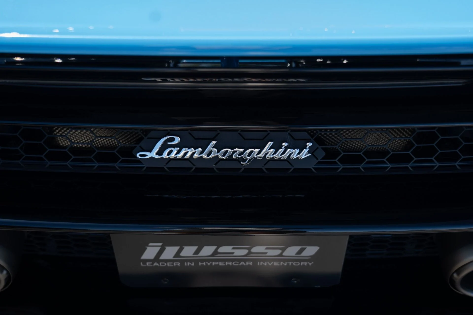 mph030_2373454563_Used_2024_Lamborghini_Huracan_EVO_Spyder_1757527007_b3b75a7fe4