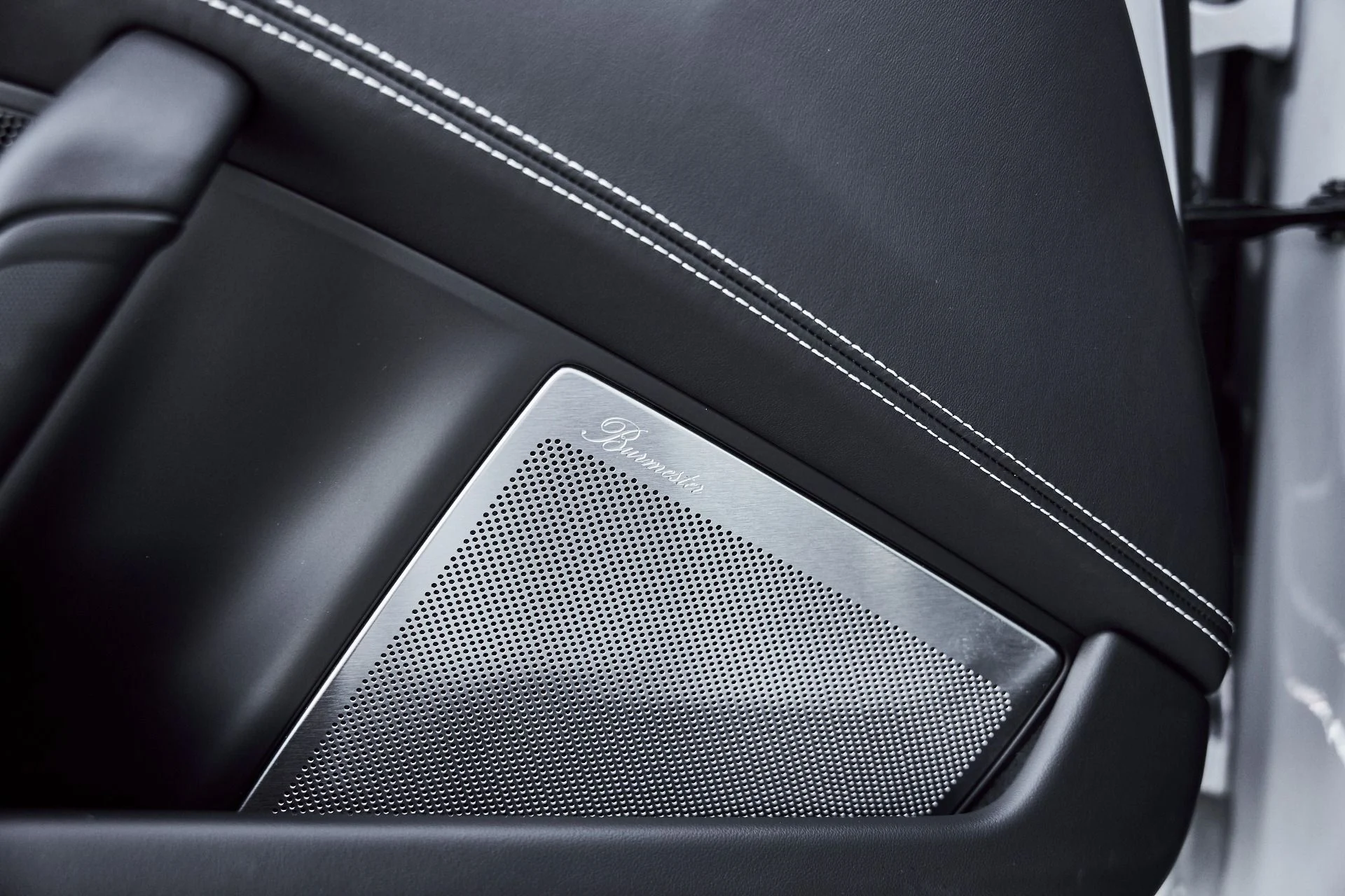 mph030_2383317646_Used_2023_Porsche_911_Turbo_S_1774404026_50b4cd5587