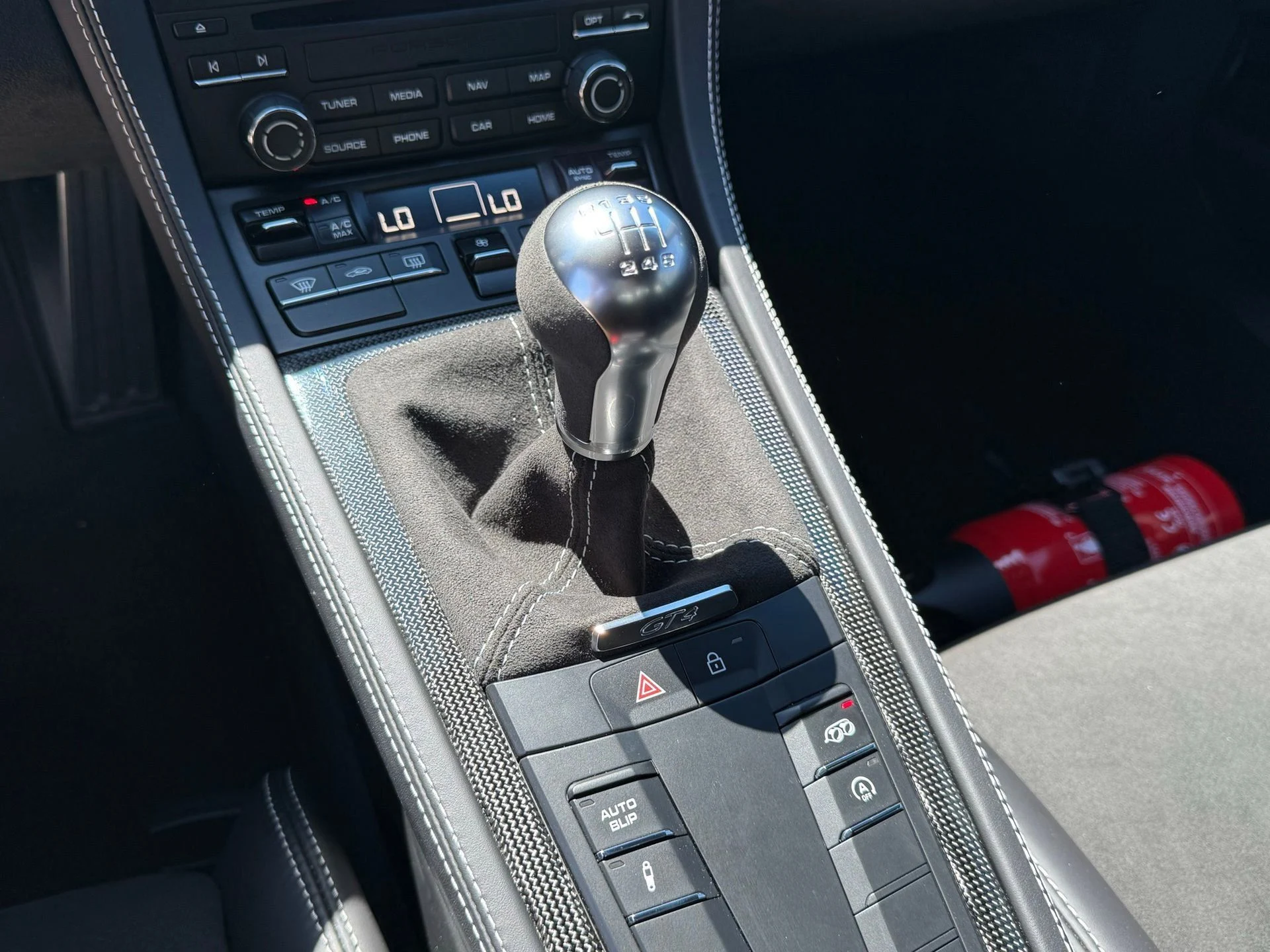 mph030_2391067414_15bd856a9e4e488f9493fe061831826a_7b083dfc3d