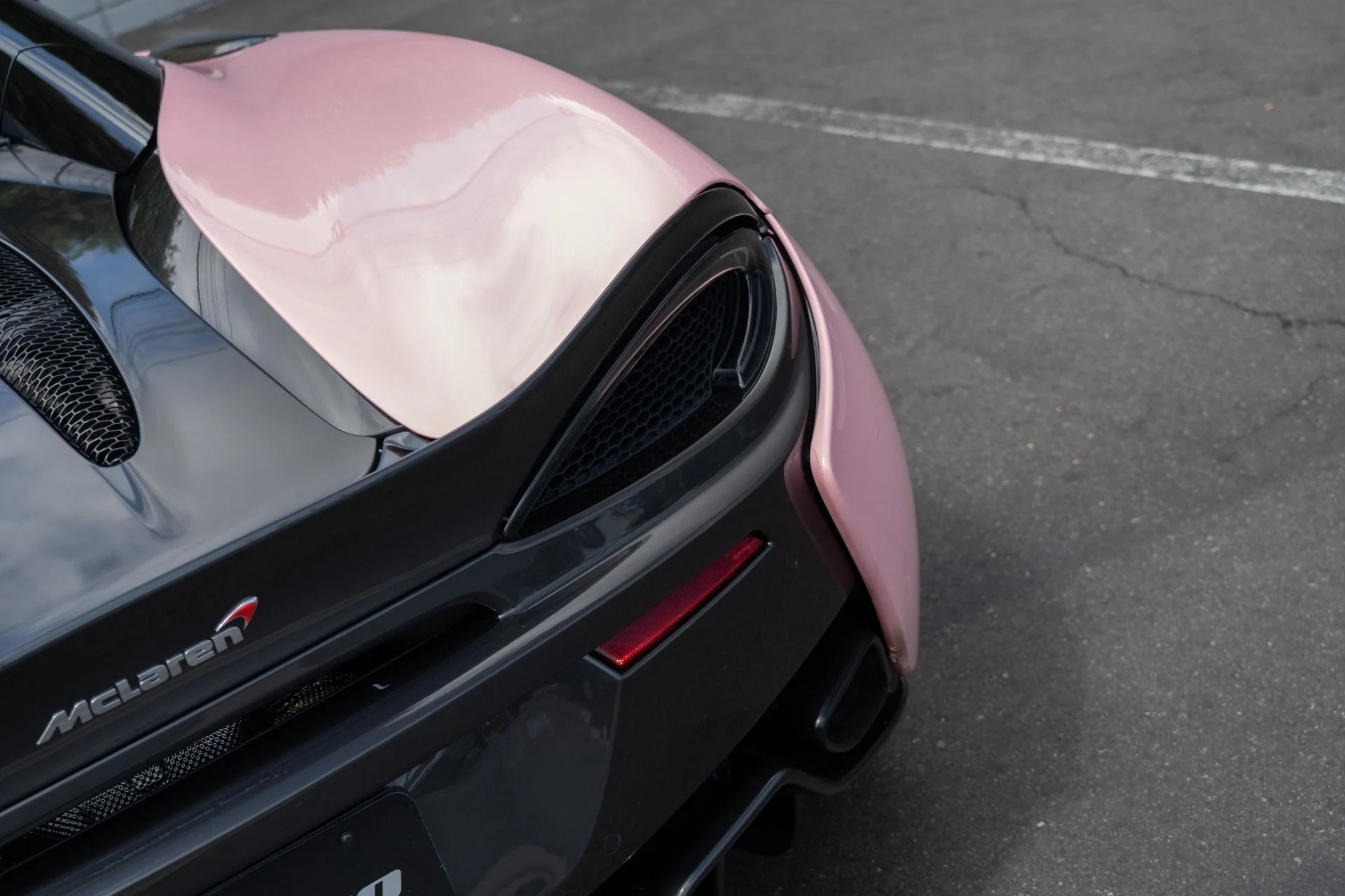 mph030_2396801203_Used_2018_Mc_Laren_570_S_Spider_1757711863_1e427f5dda