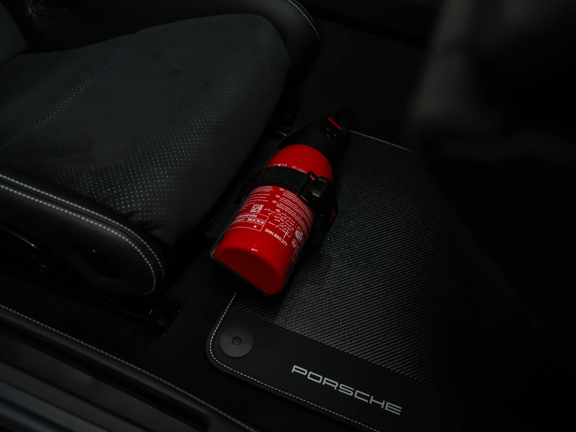 mph030_2406576971_31_04bc9b9d98
