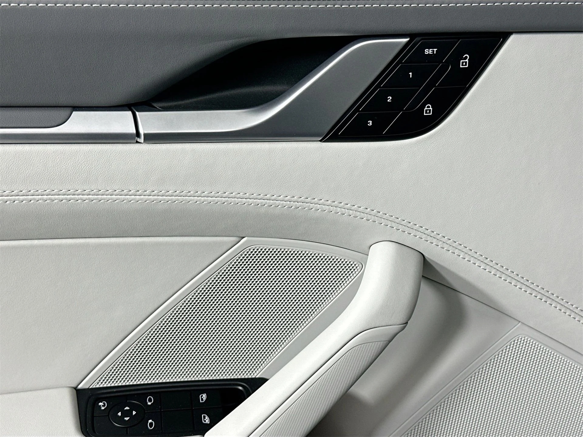 mph030_2409577841_c271c73158a2c2341091eec1985b93ad_bbdae21a97