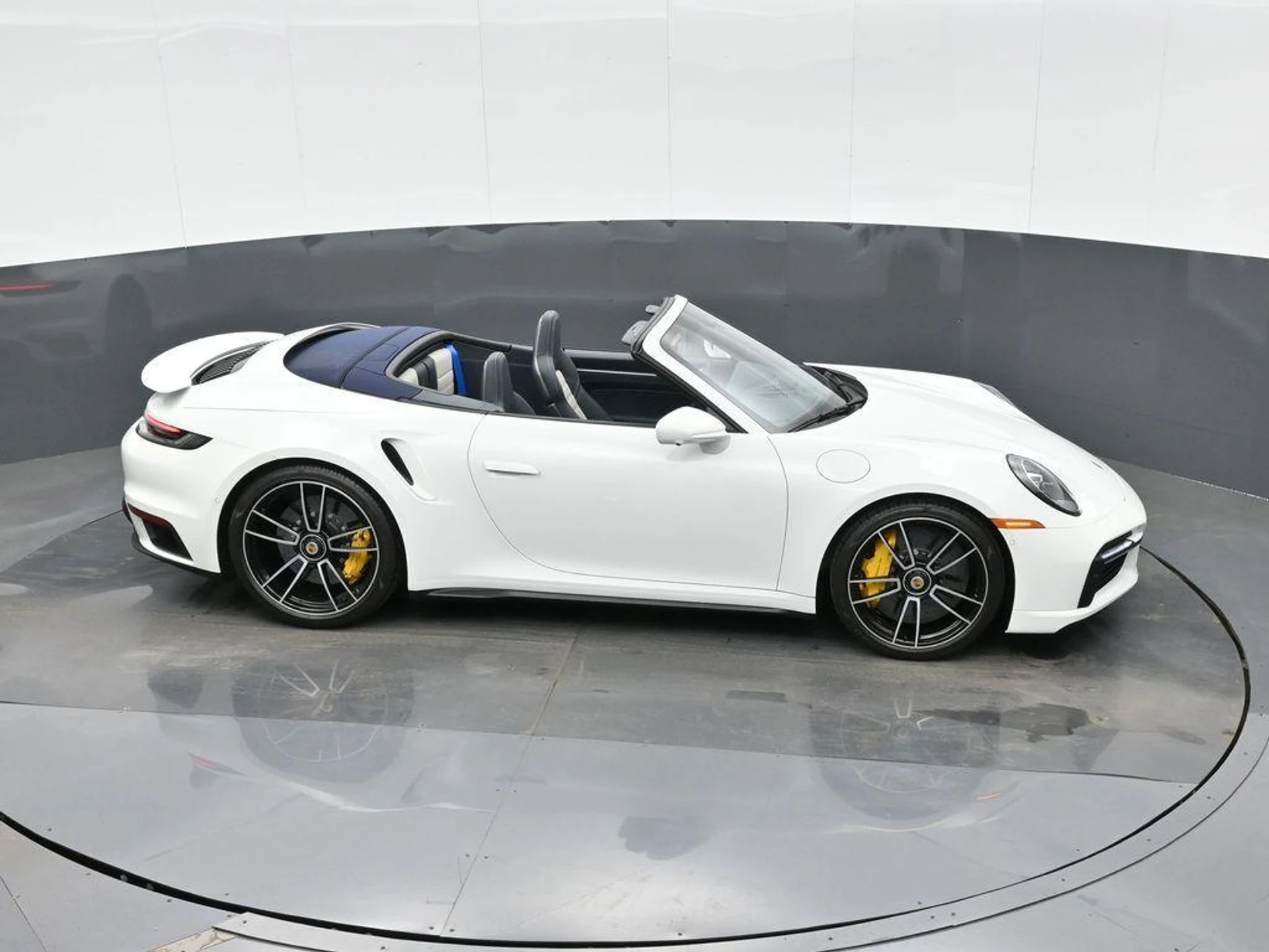 mph030_2414008138_i_Iu_XHKSVTGV_0rzyja_Gin_Y_Hfqf_U4_fffc8716f1