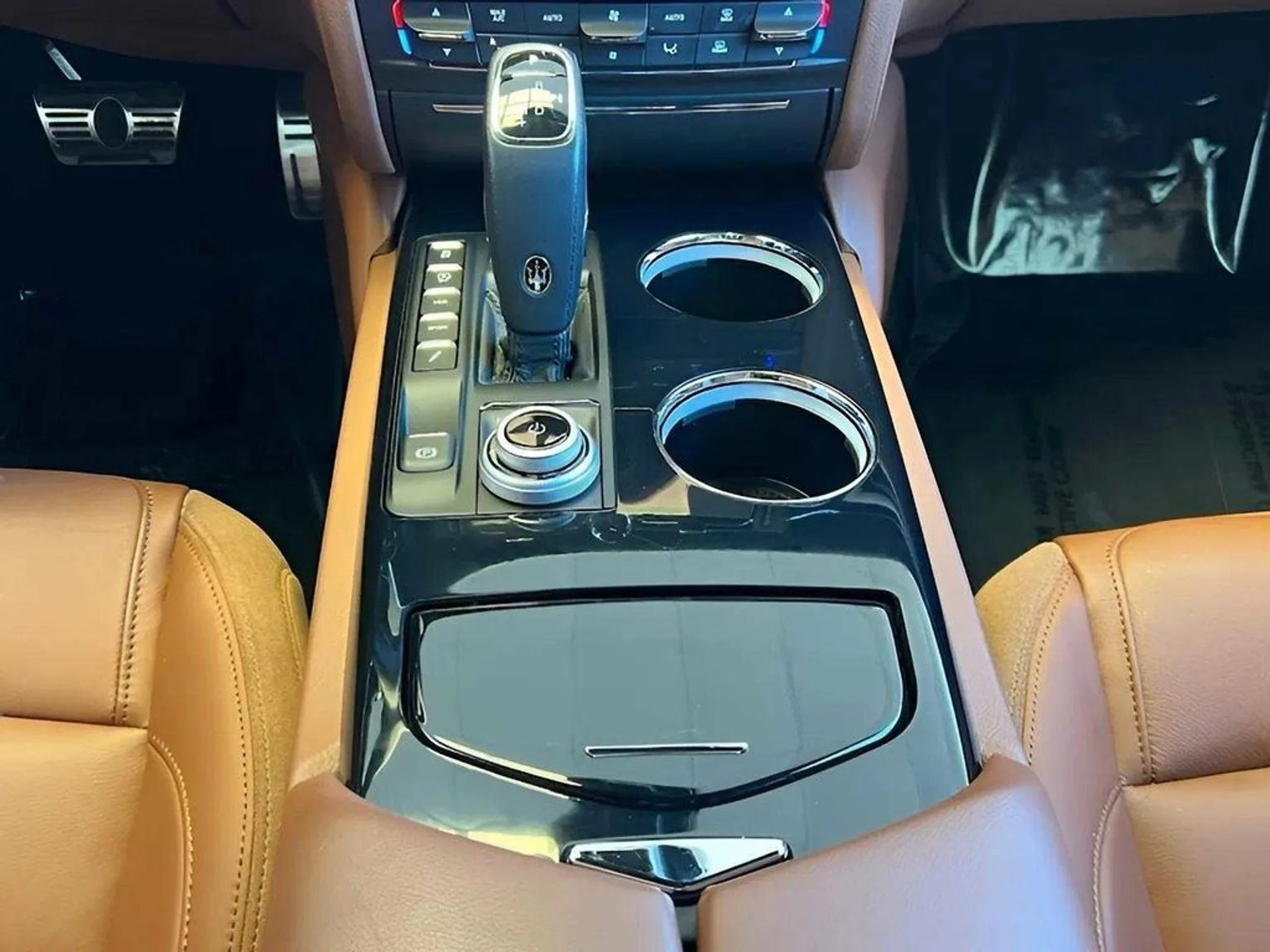 mph030_2416357143_e145cefb4725e705dec50f9cda60402bx_1a951ef91f