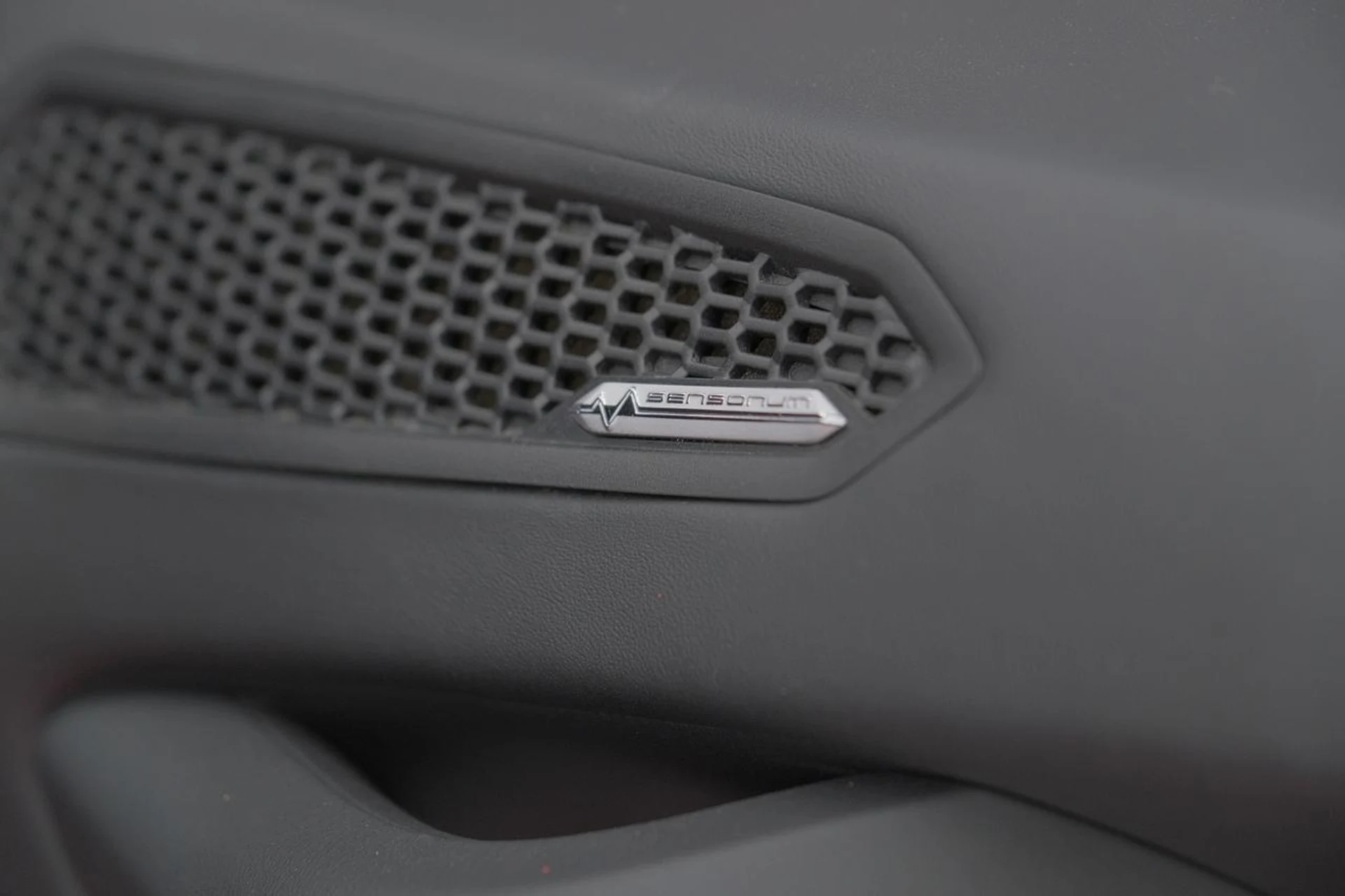 mph030_2421345682_d0a684d5500f29bab5cbd946c342ac56_6edef7e73e