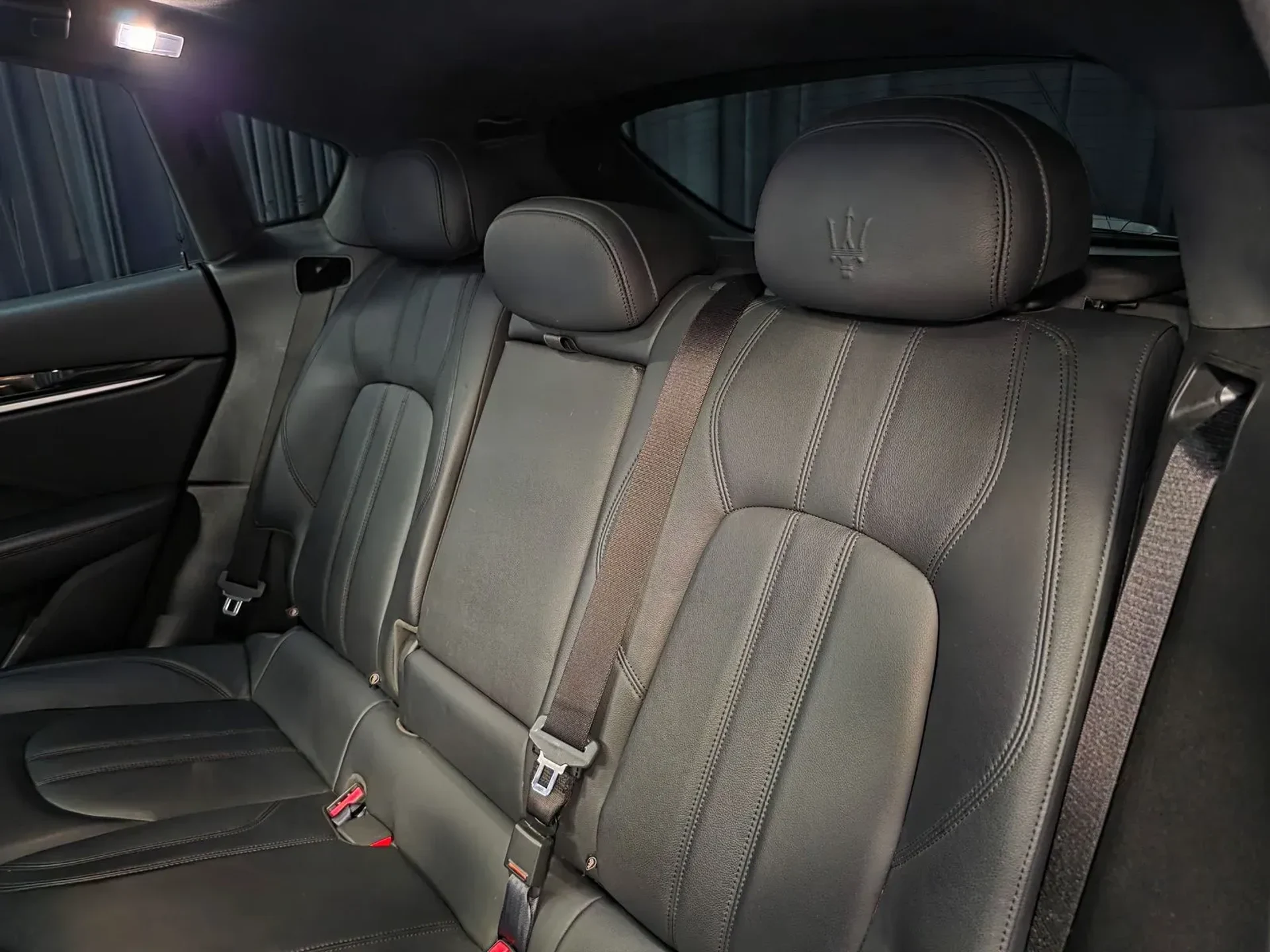 mph030_2426222477_7426a0dd_c34a_474f_8678_a38298873940_0e5896cd16