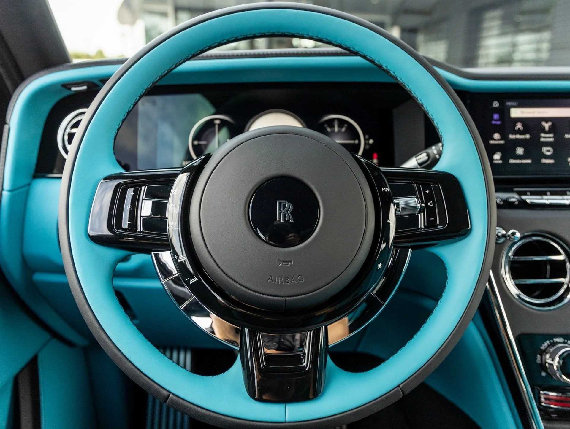 mph030_2433587715_31_6d7d71c459