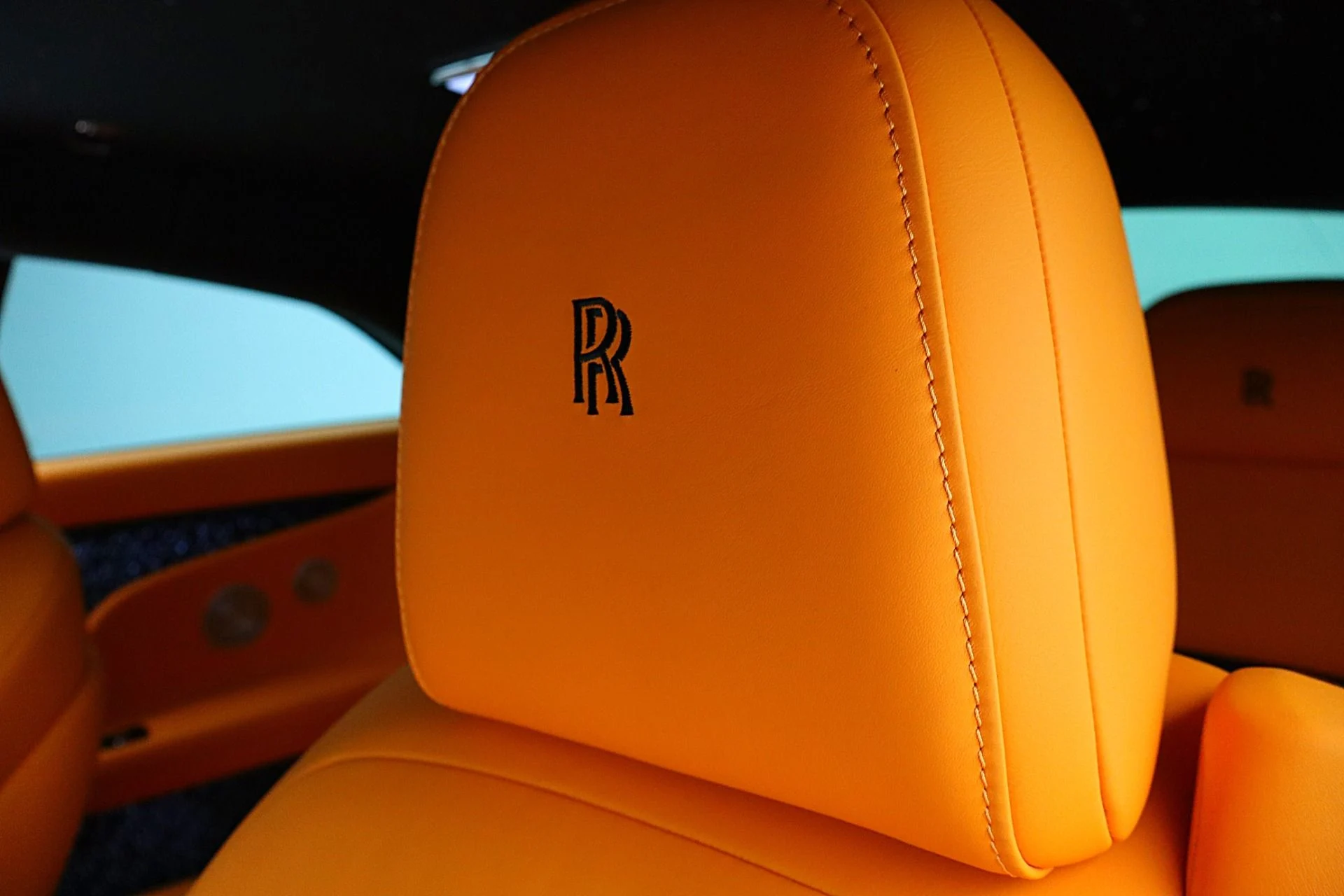mph030_2433657430_Used_2026_Rolls_Royce_Spectre_LEASE_OPTIONS_AVAILABLE_f74c27d384