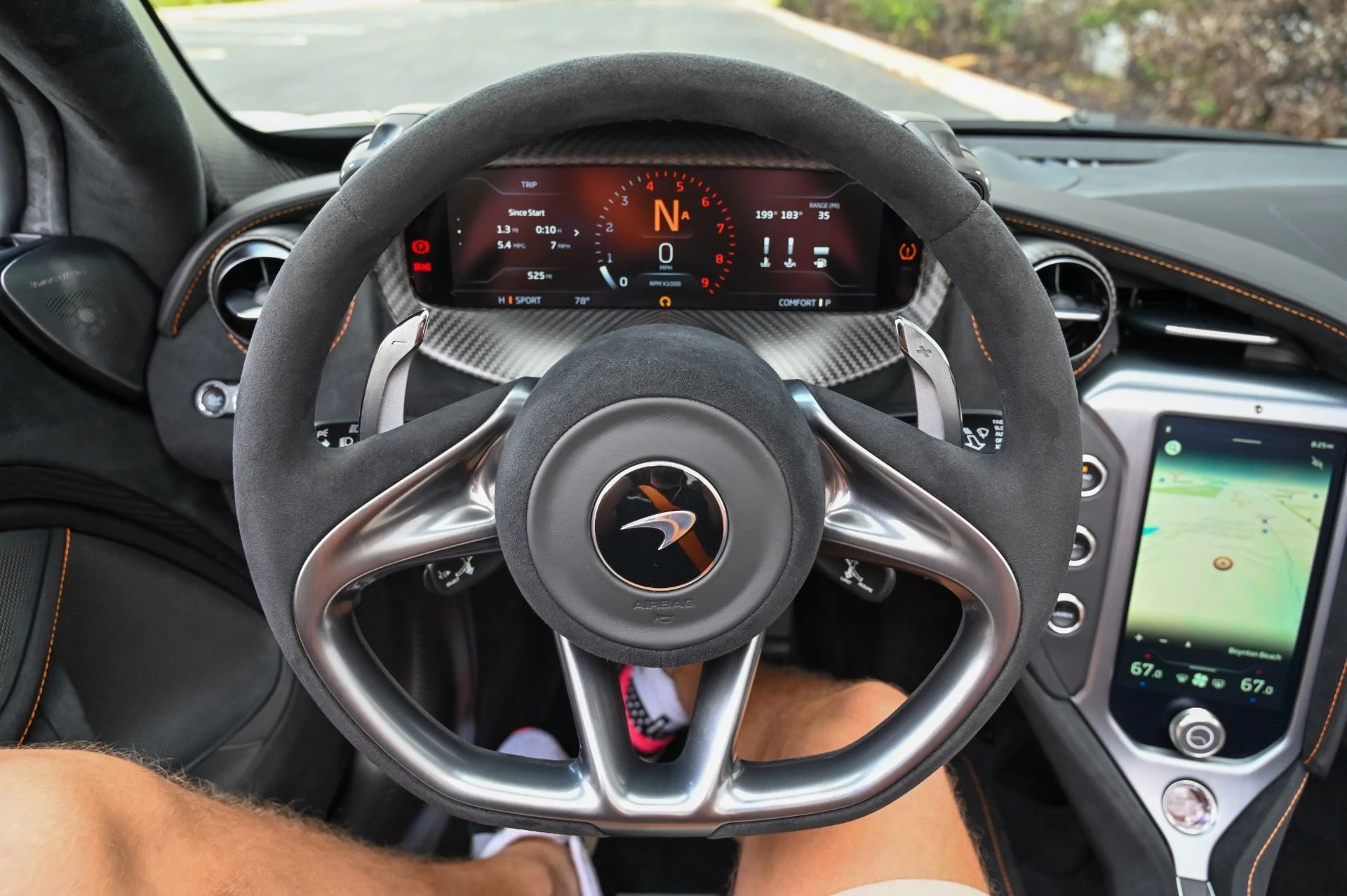 mph030_2433759255_Used_2024_Mc_Laren_750_S_Spider_1741192333_8214802511