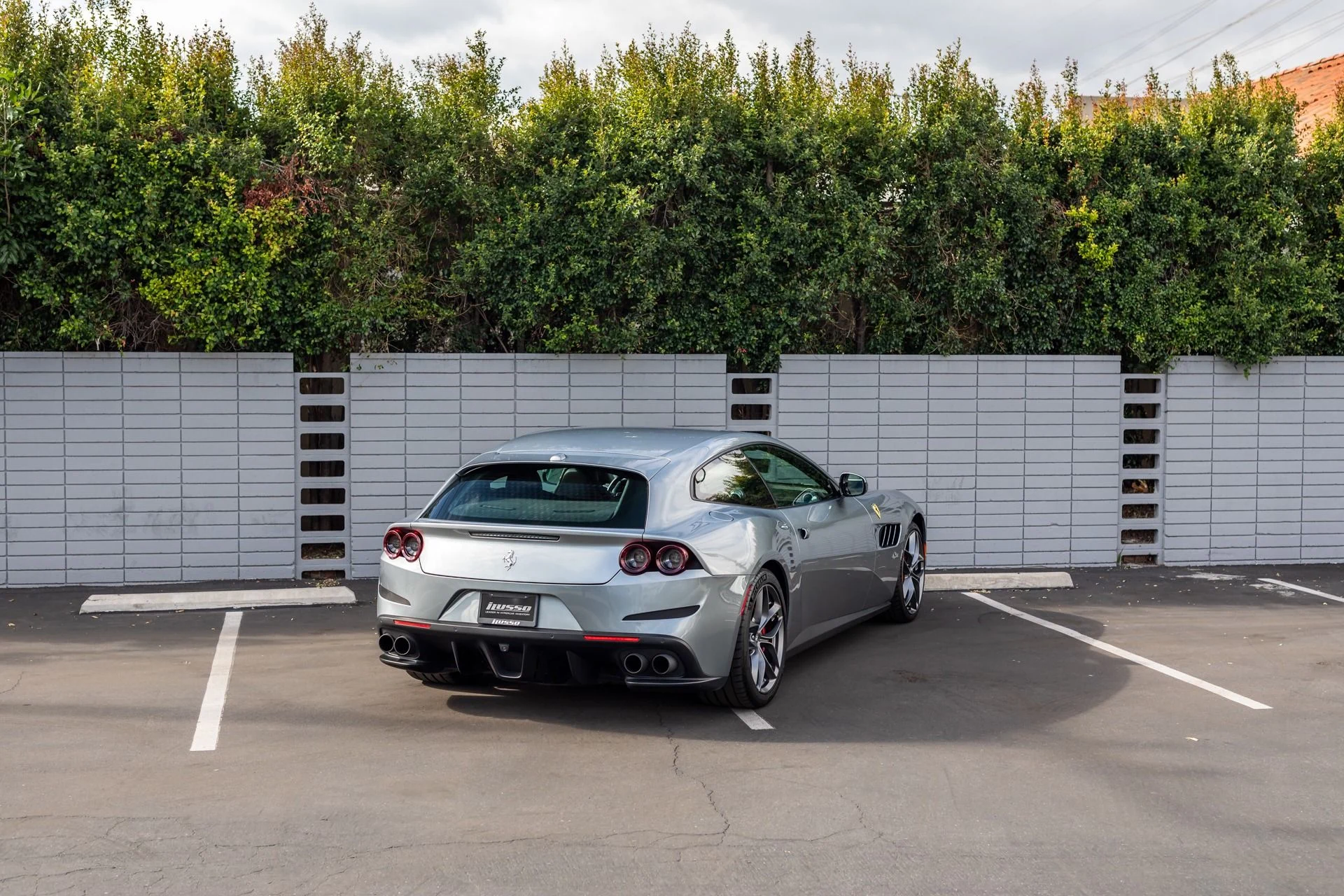 mph030_24436111_Used_2018_Ferrari_GTC_4_Lusso_T_1701305214_797537f07e